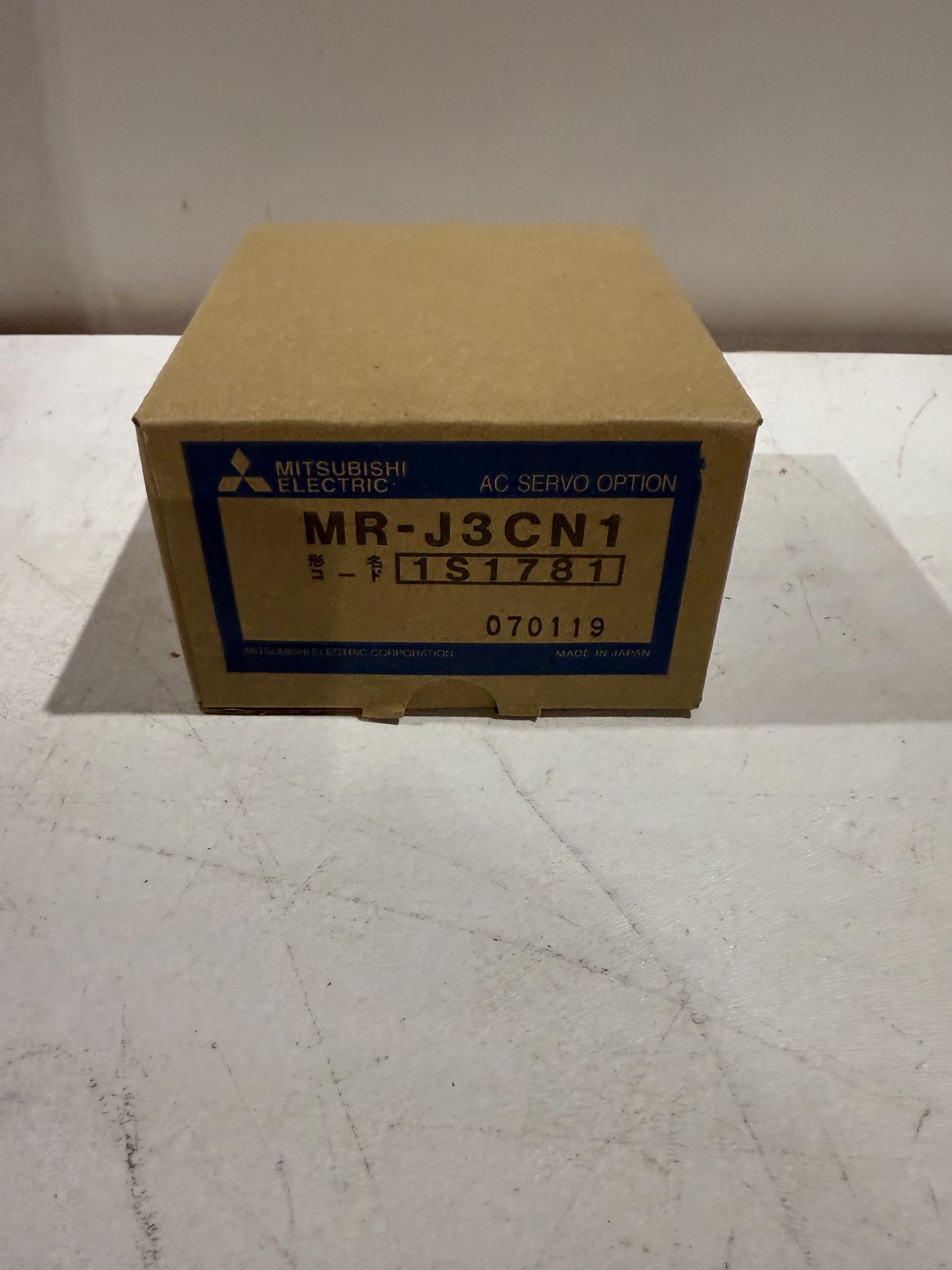 MITSUBISHI MR‑J3CN1 SSCNET III Communication Connector NEW 0
