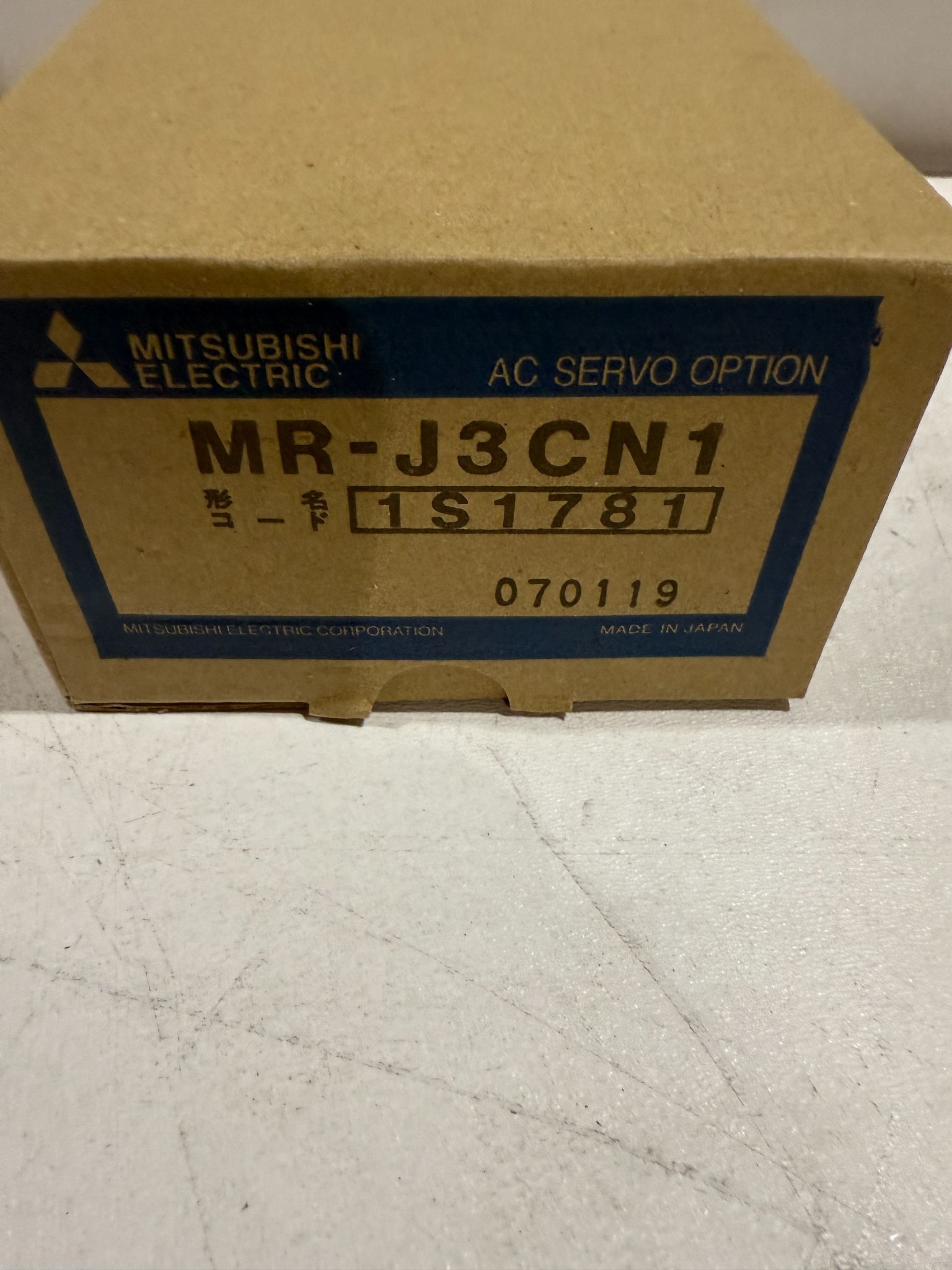 MITSUBISHI MR‑J3CN1 SSCNET III Communication Connector NEW 1