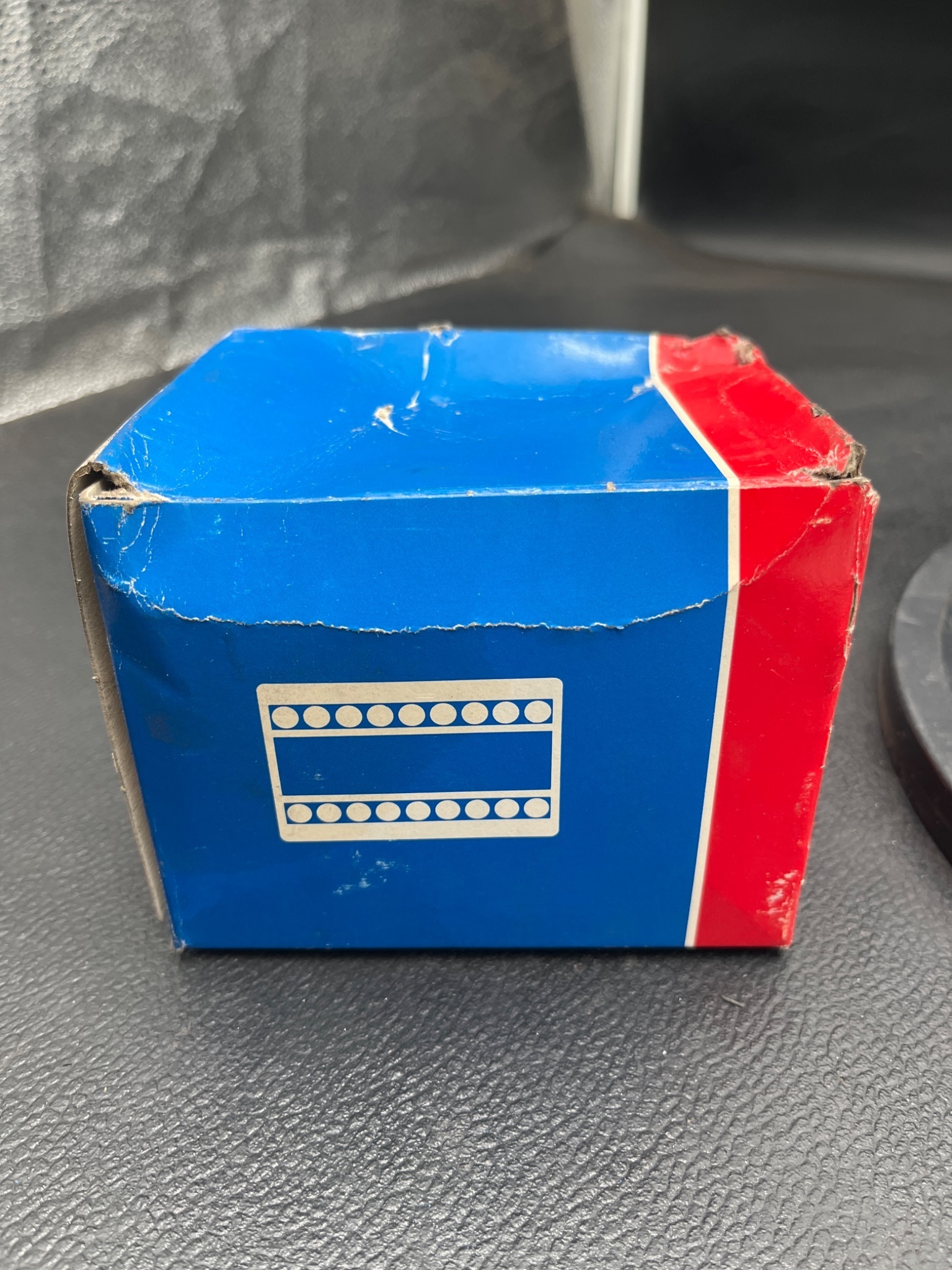SKF LUCT 40‑2LS Take‑Up Bearing Unit NEW 1