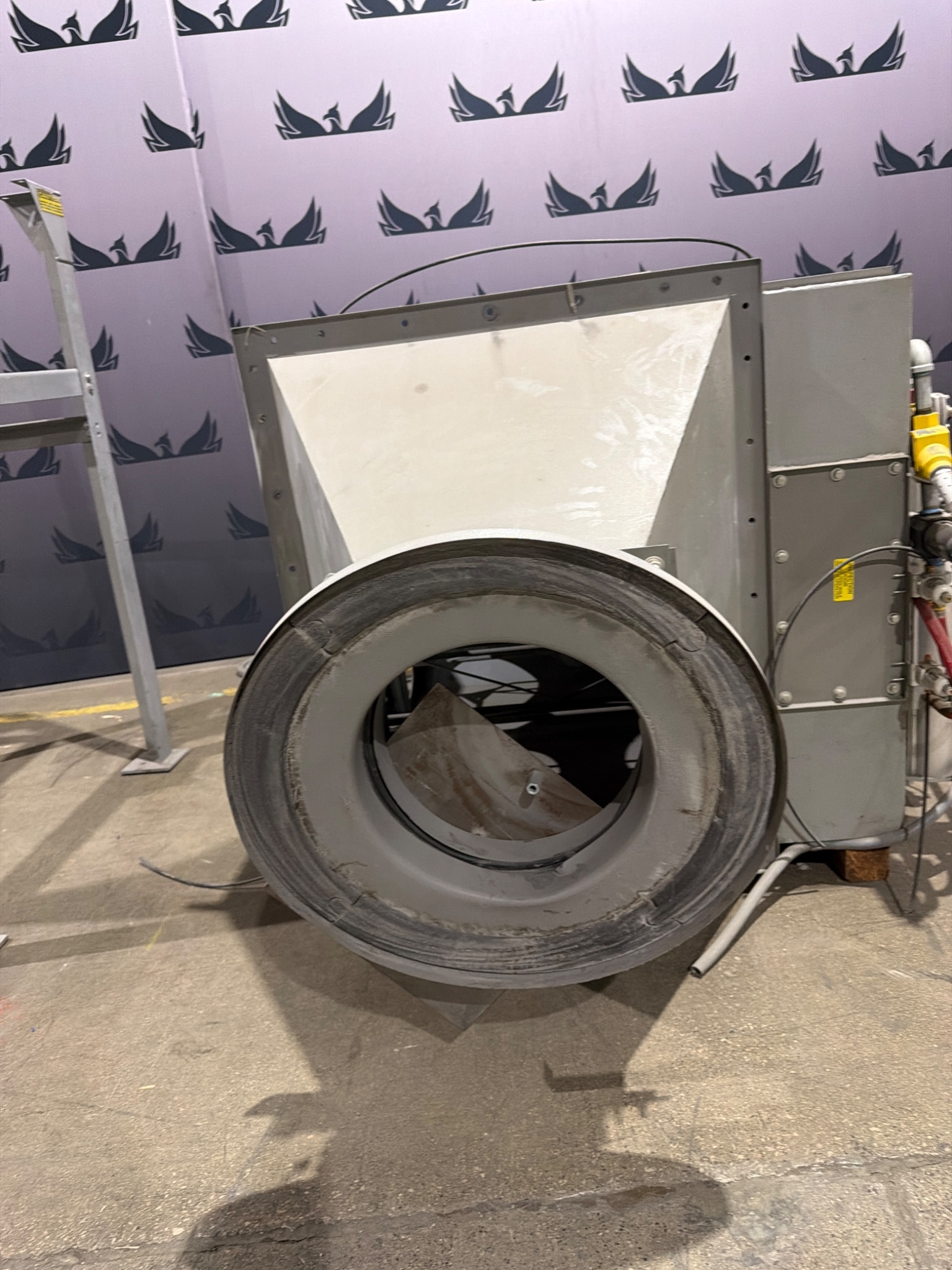 UNITED AIR SPECIALISTS FJL4‑5‑H55 Dust Collector with Hopper Unit USED 2