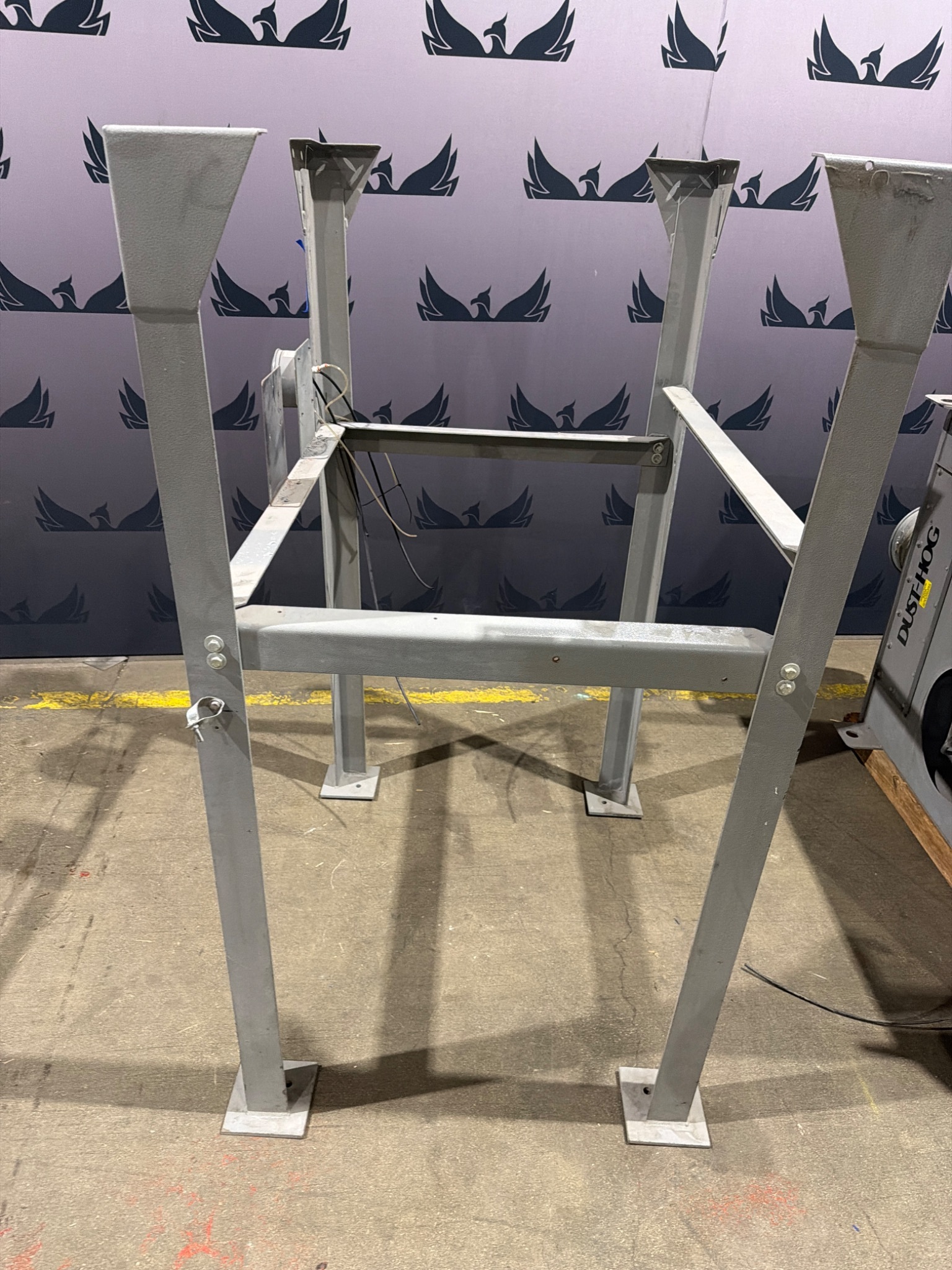 UNITED AIR SPECIALISTS FJL4‑5‑H55 Dust Collector with Hopper Unit USED 5
