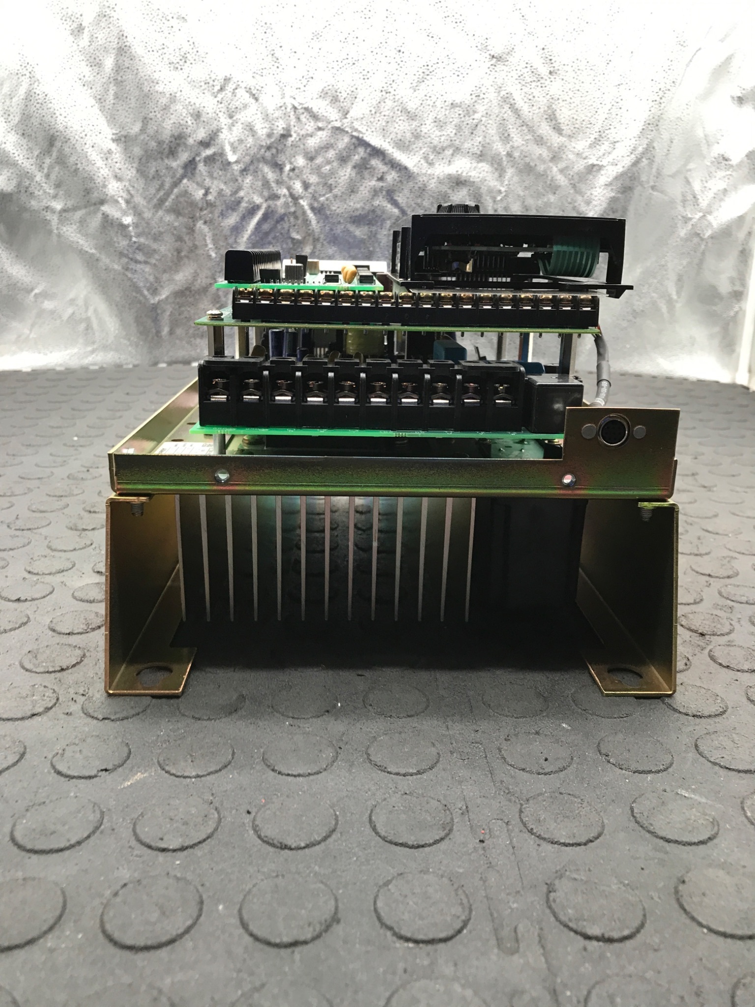 ALLEN‑BRADLEY 1336F‑BRF30‑AN‑EN‑HAS1‑L5E Adjustable Frequency AC Drive USED 3