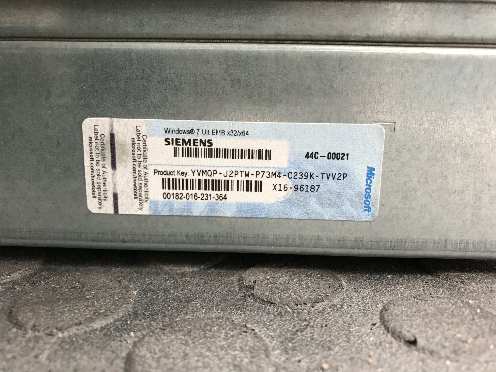 SIEMENS 6AV7462‑2AC33‑0BK0 SIMATIC HMI Panel USED 4