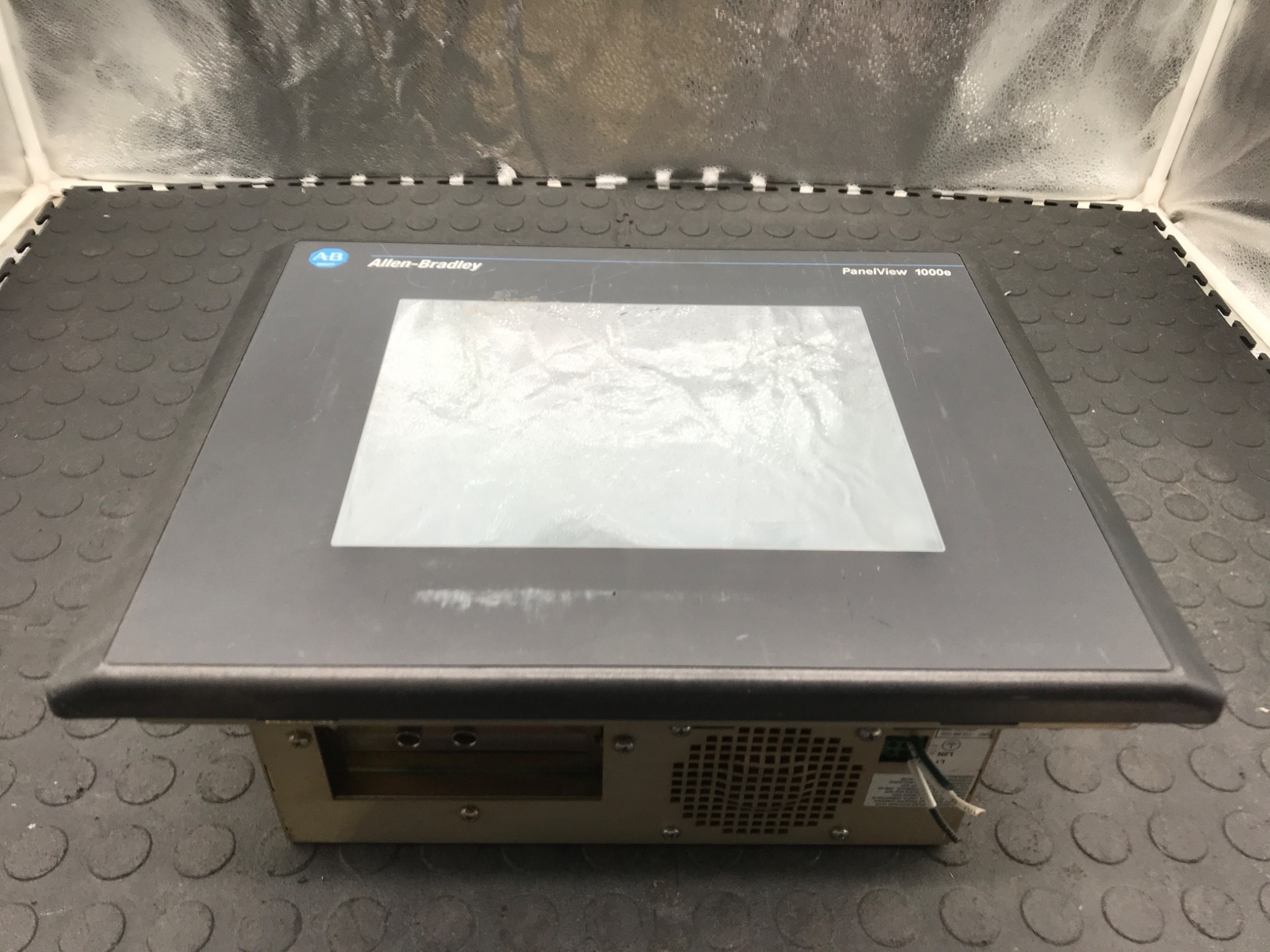 ALLEN‑BRADLEY 2711E‑T10C15 PanelView 1000 HMI USED 1