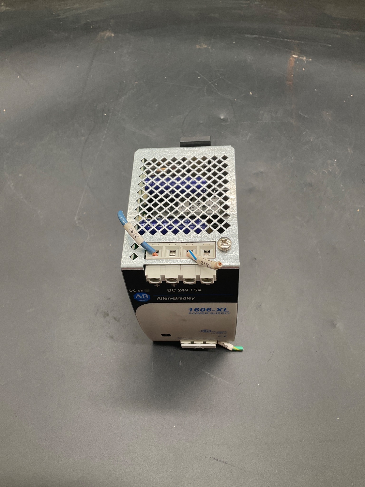 ALLEN‑BRADLEY 1606‑XL120D DIN Rail Power Supply USED 0