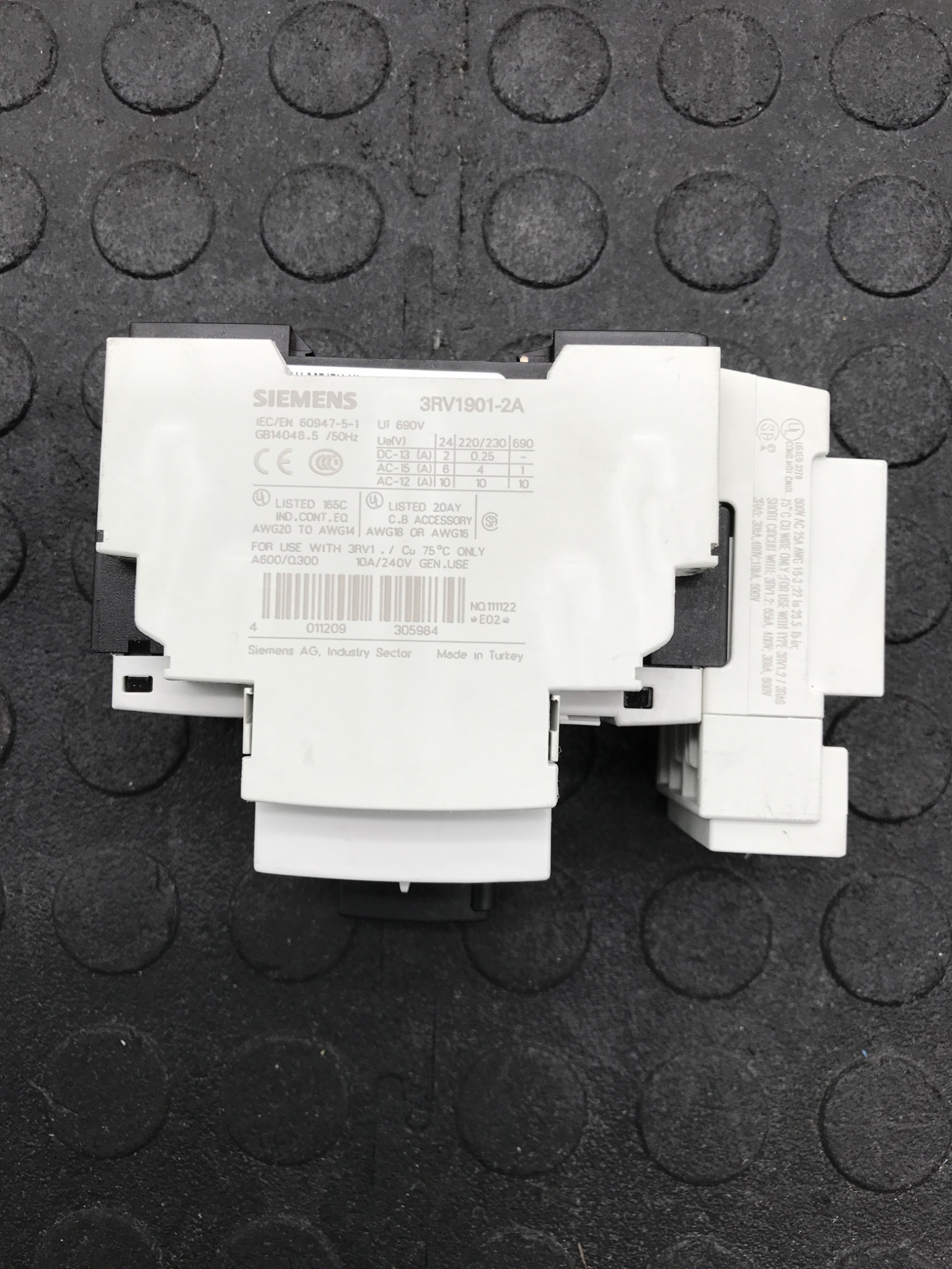 Siemens 3RV1021-0KA10 Motor Protection Circuit Breaker USED 3