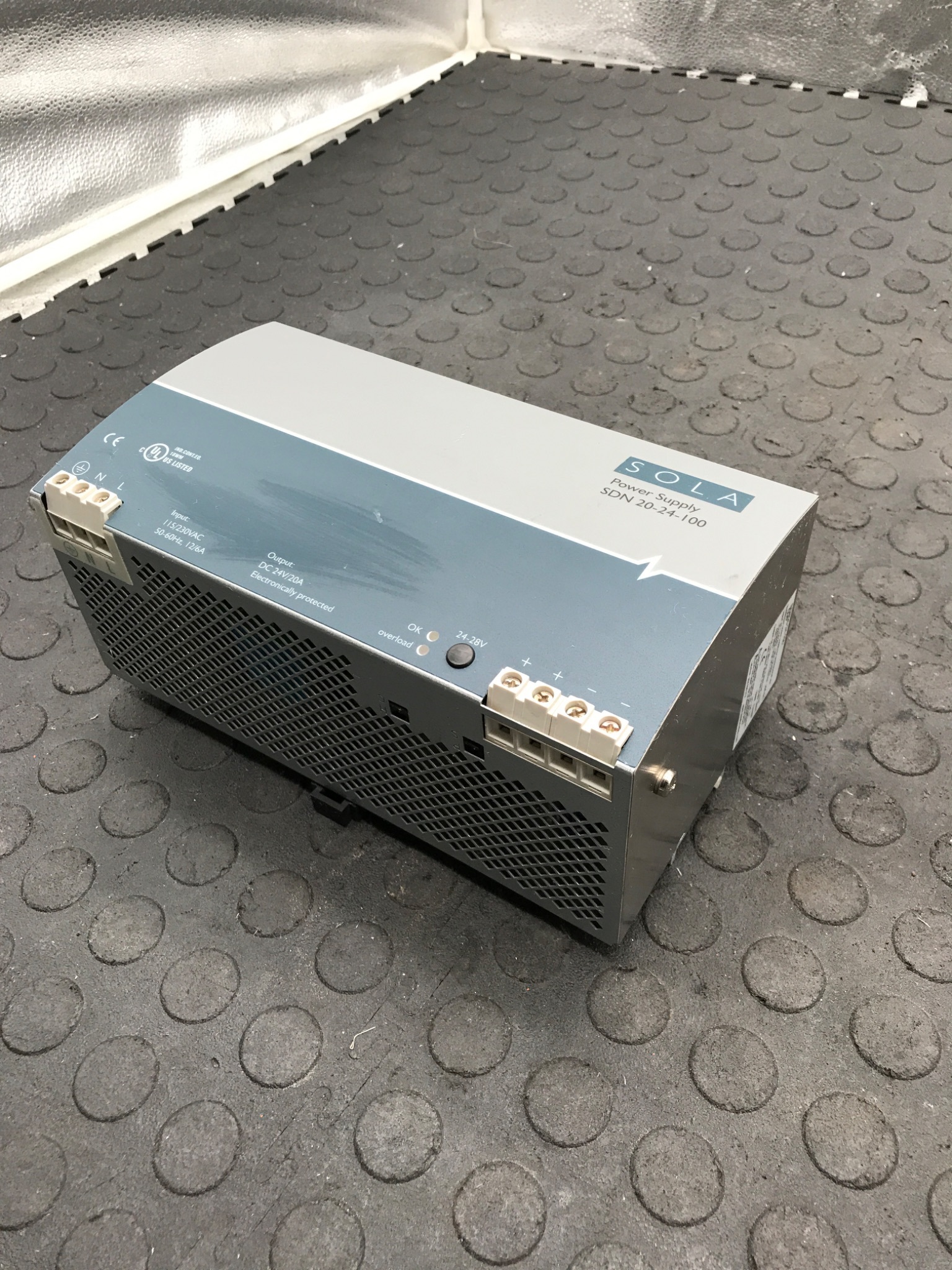 SOLA SDN 20‑24‑100 AC‑DC Power Supply USED 1