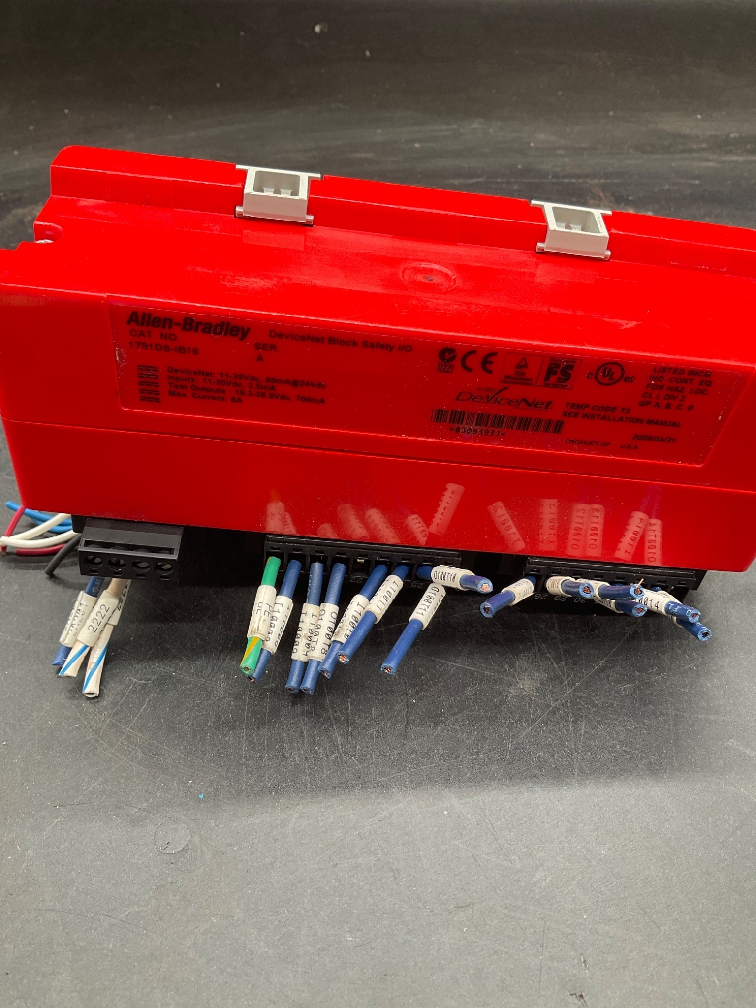 ALLEN‑BRADLEY 1791DS‑IB16 CompactBlock Guard I/O Module USED 3