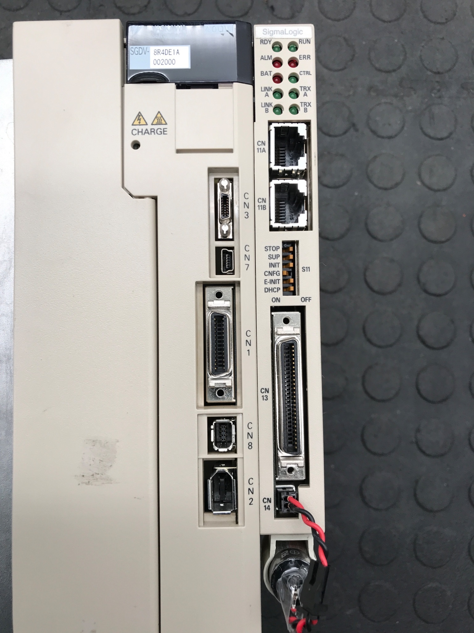 YASKAWA SGDV‑8R4DE1A002000 SERVOPACK Servo Drive USED 2