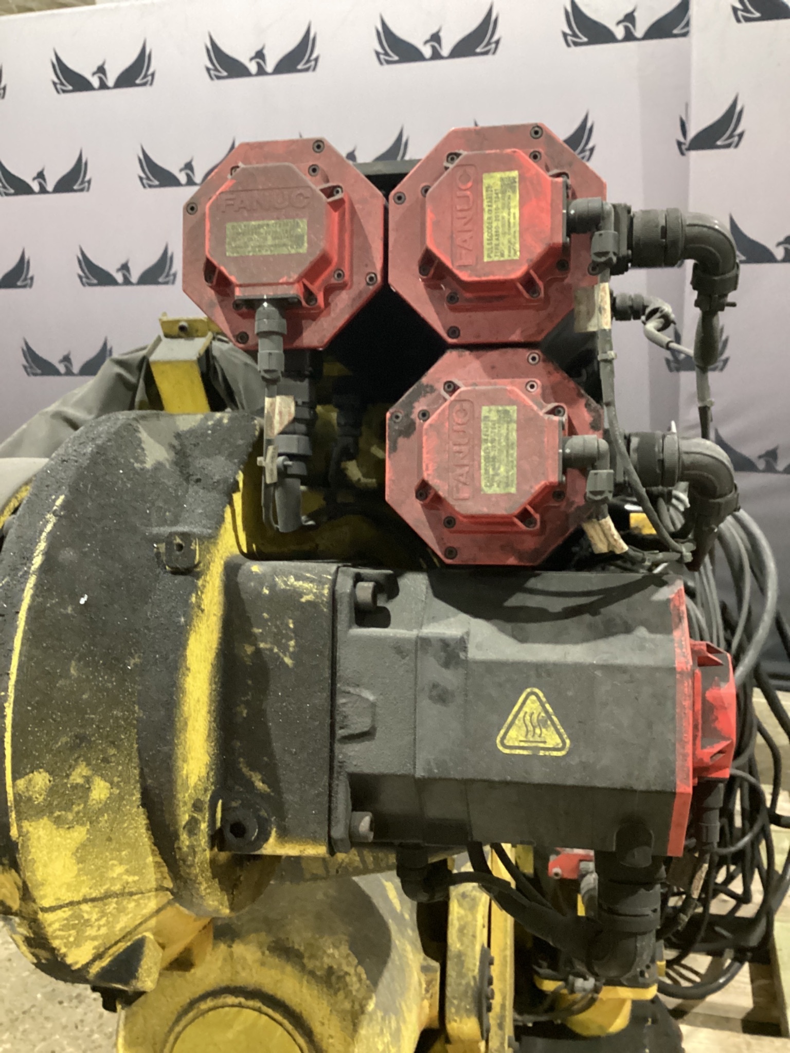 FANUC R-2000iB/210F w/ R-30iB Controls USED - Missing Teach Pendant 4