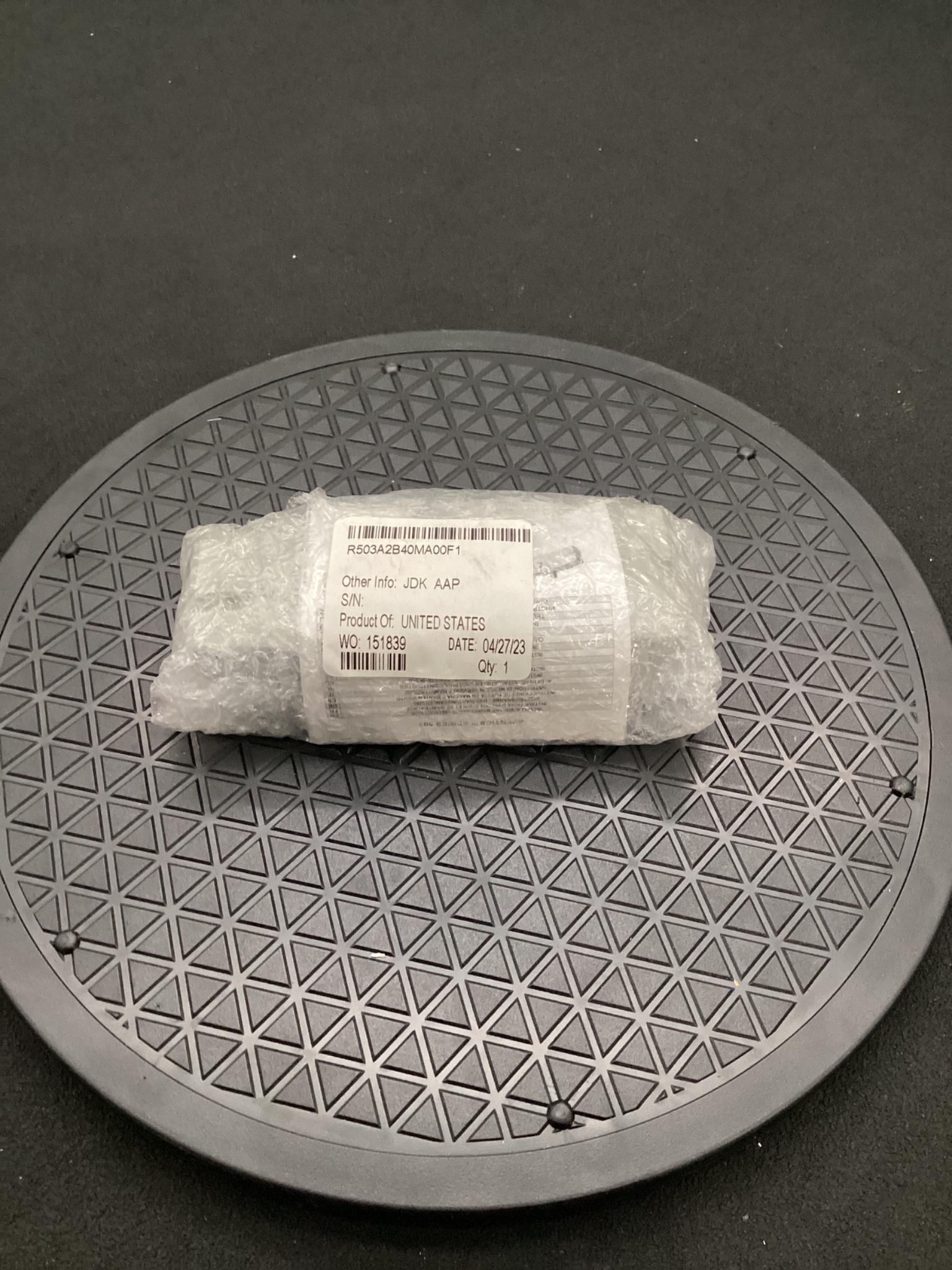 AVENTICS R503A2B40MA00F1 Pneumatic Solenoid Valve NEW 4