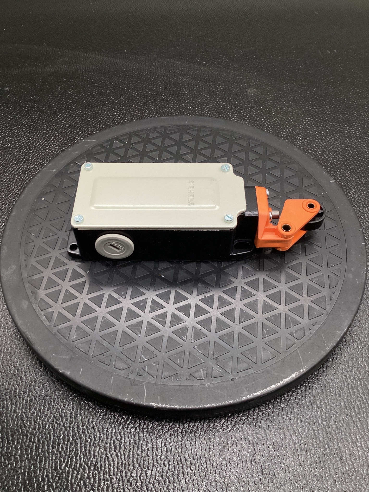 SIEMENS 3SE3 404‑1E Position Switch NEW 4