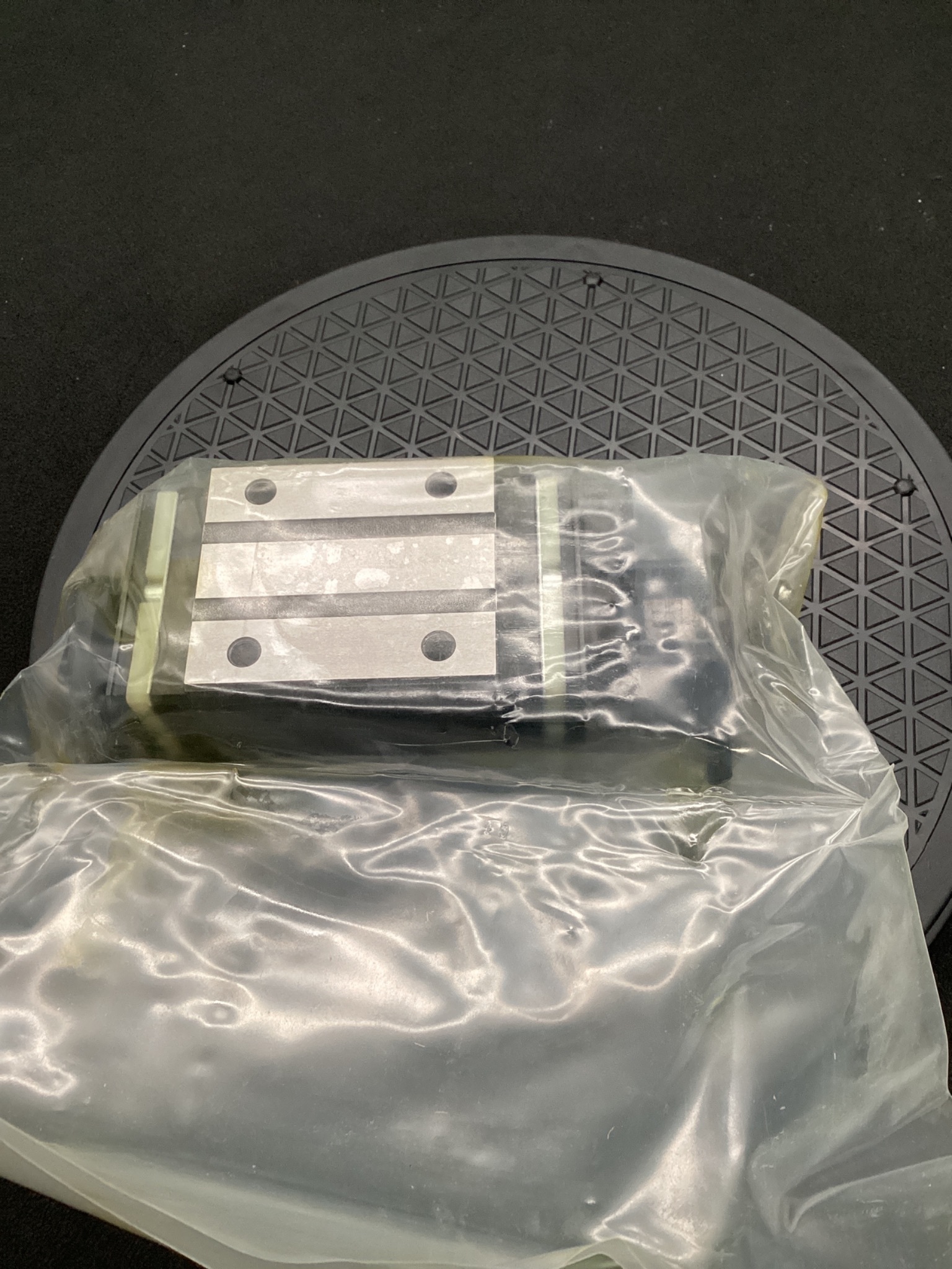NSK NAH35ANZ‑K1P Linear Guide Block NEW 1