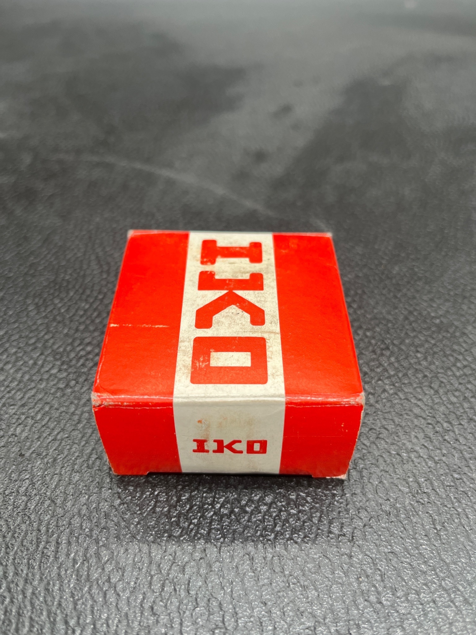 IKO NAST 25 ZZUU Track Roller Bearing NEW 1