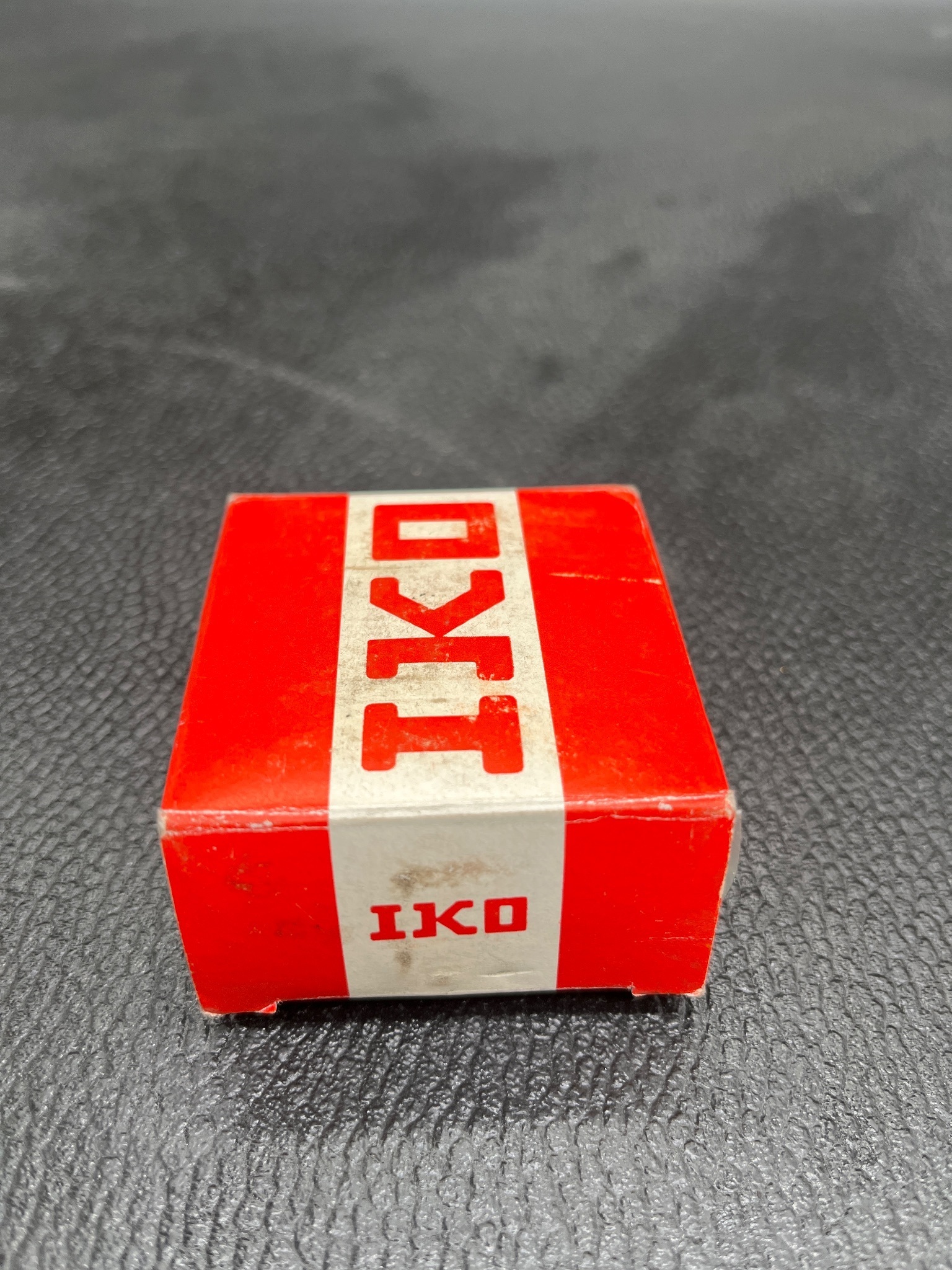 IKO NAST 25 ZZUU Track Roller Bearing NEW 3
