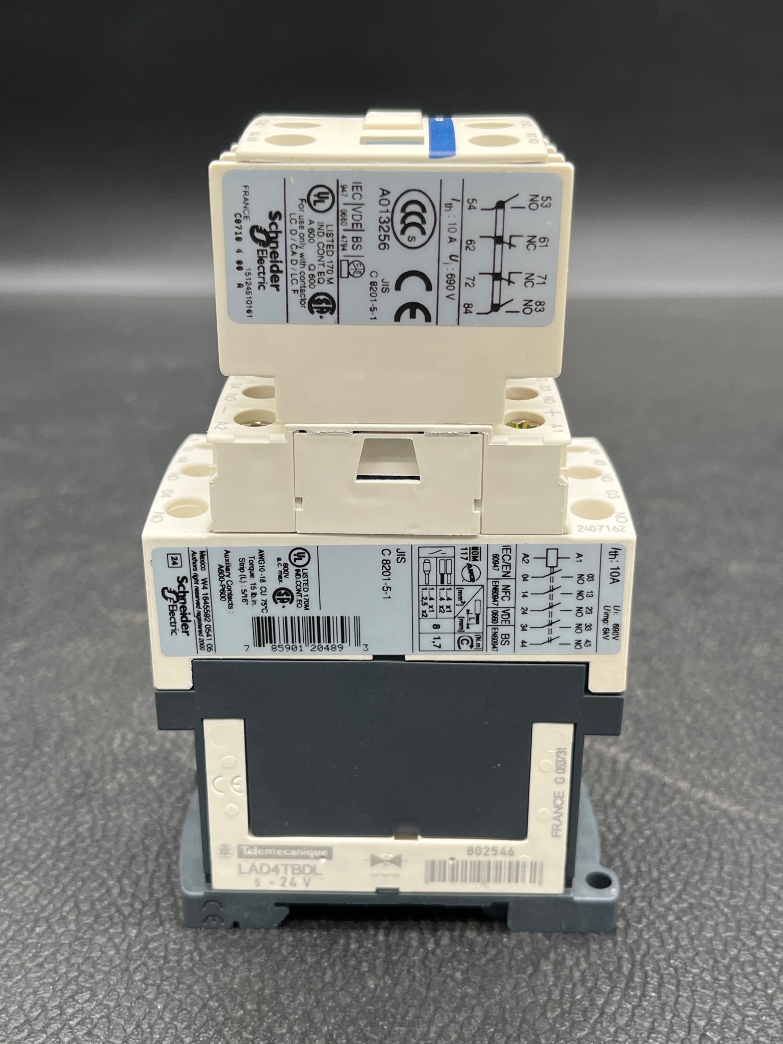 TELEMECANIQUE CAD72REQ3828G5 Control Relay NEW 2