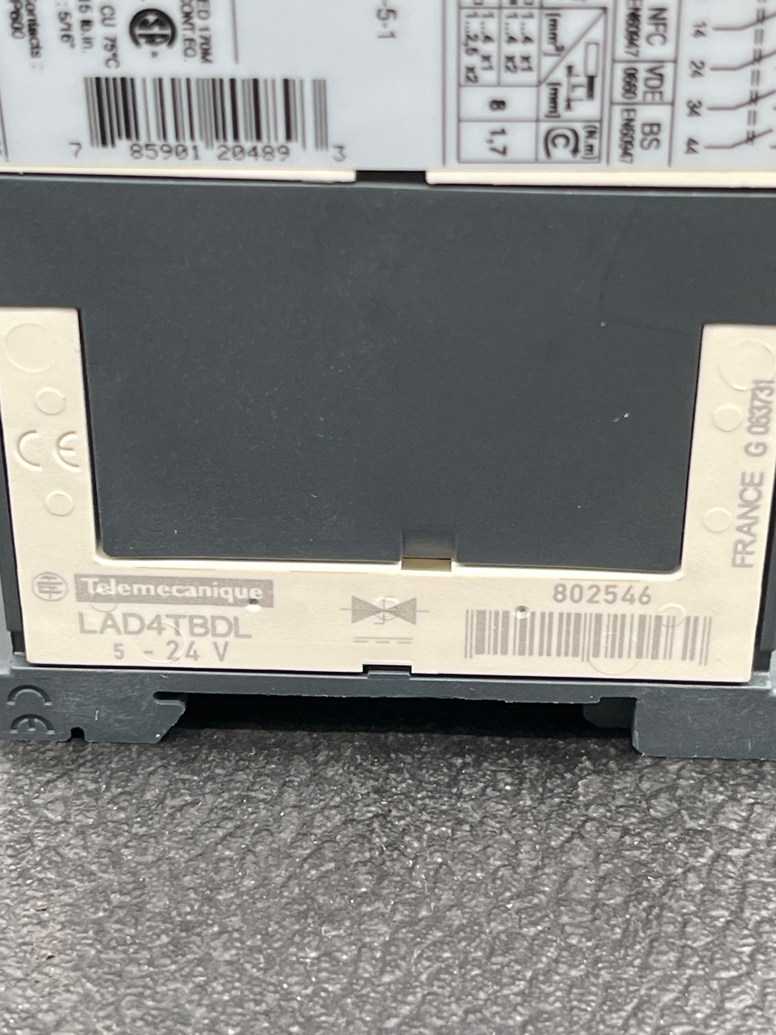 TELEMECANIQUE CAD72REQ3828G5 Control Relay NEW 5
