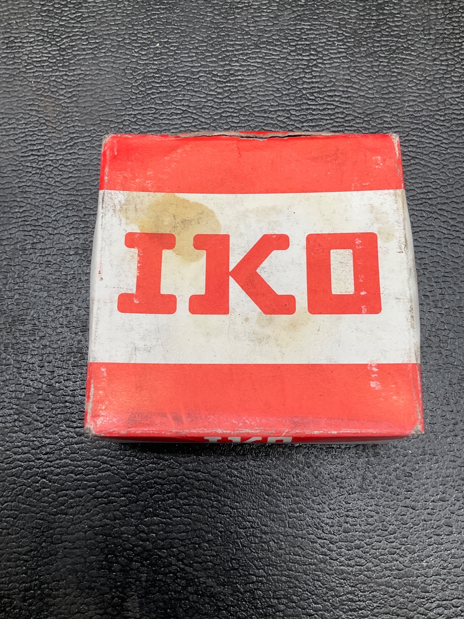 IKO NURT40‑1R Cam Follower Roller Bearing NEW 0