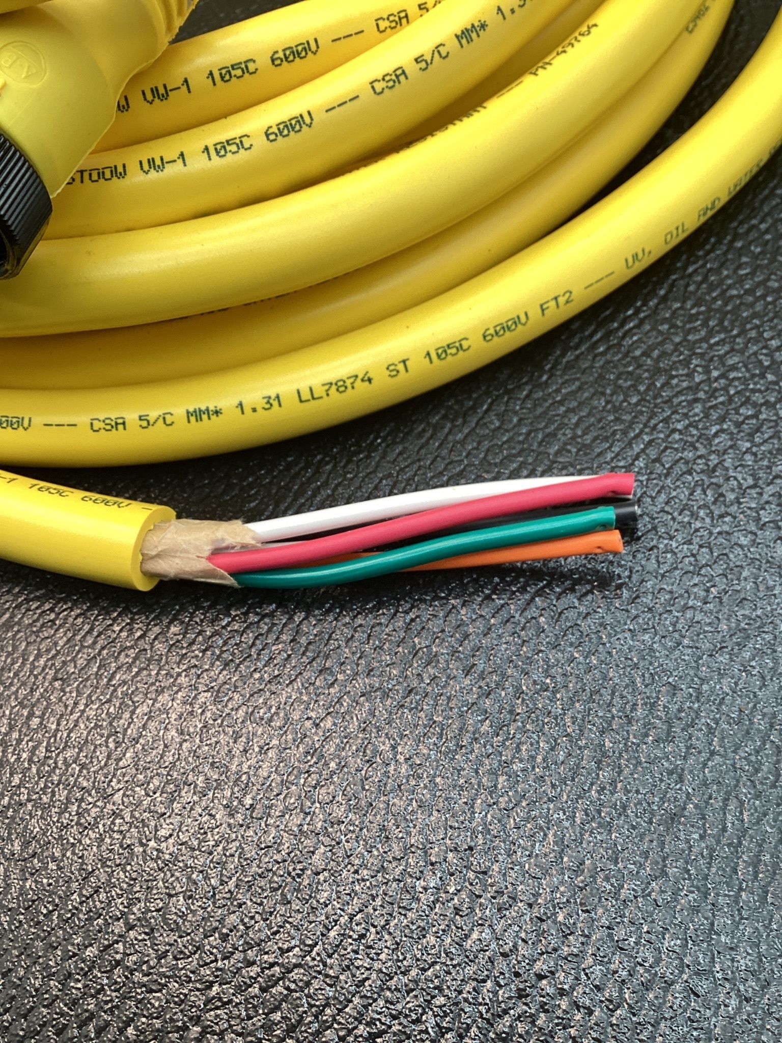 ALLEN‑BRADLEY 889‑F5AFC‑30F Mini QD Cordset 5‑Pin 30 ft NEW 2