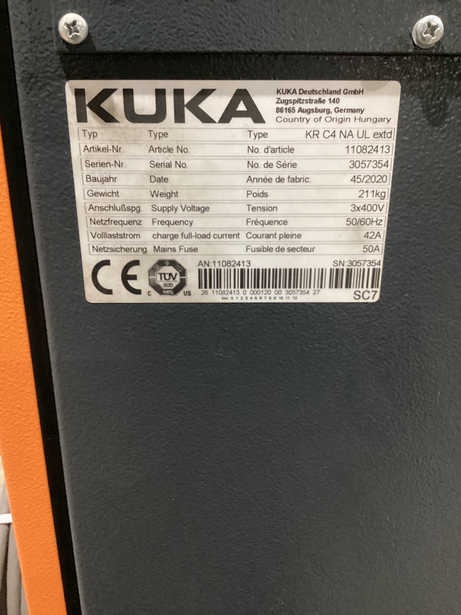 KUKA KR 1000 1300 TITAN PA/FLR ROBOT W/ KR C4 CONTROLLER 1300KG 3202MM USED 15