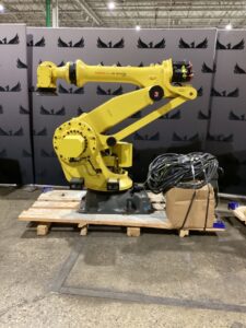 FANUC M-900iB/360 6-AXIS HEAVY PAYLOAD ROBOT W/ R-30iB CONTROLLER USED