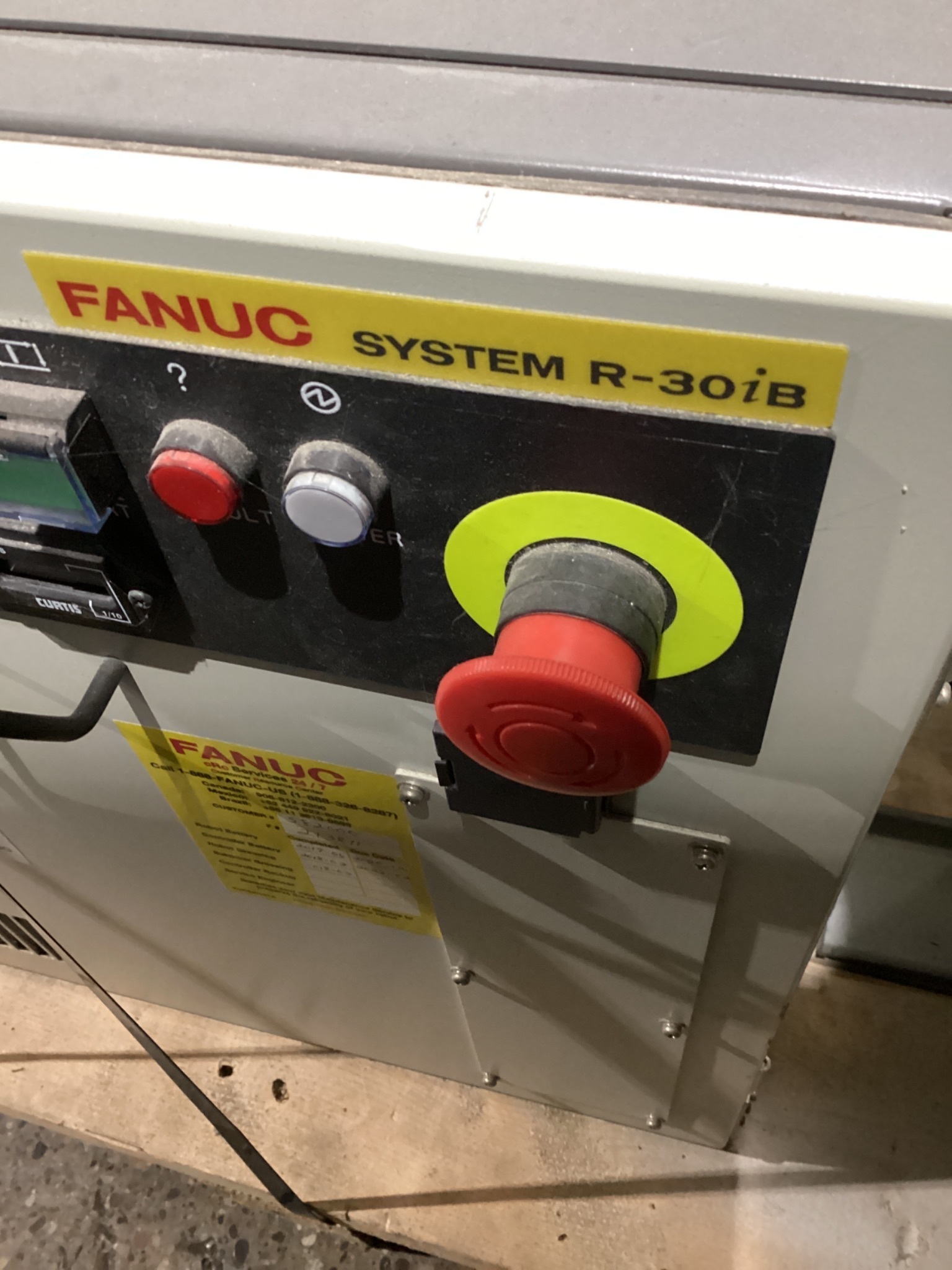 FANUC M-900iB/360 6-AXIS HEAVY PAYLOAD ROBOT W/ R-30iB CONTROLLER USED 6