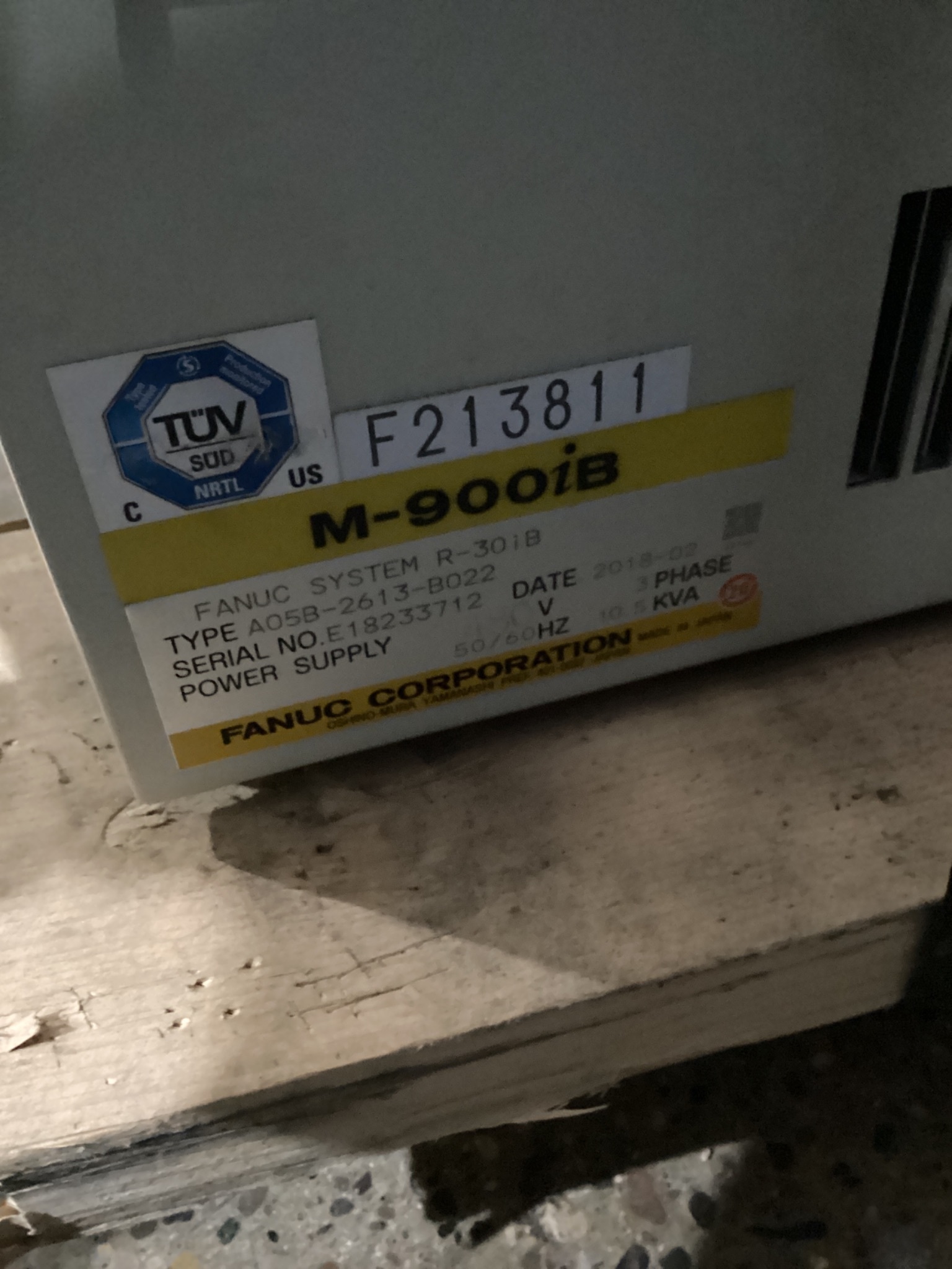 FANUC M-900iB/360 6-AXIS HEAVY PAYLOAD ROBOT W/ R-30iB CONTROLLER USED 7