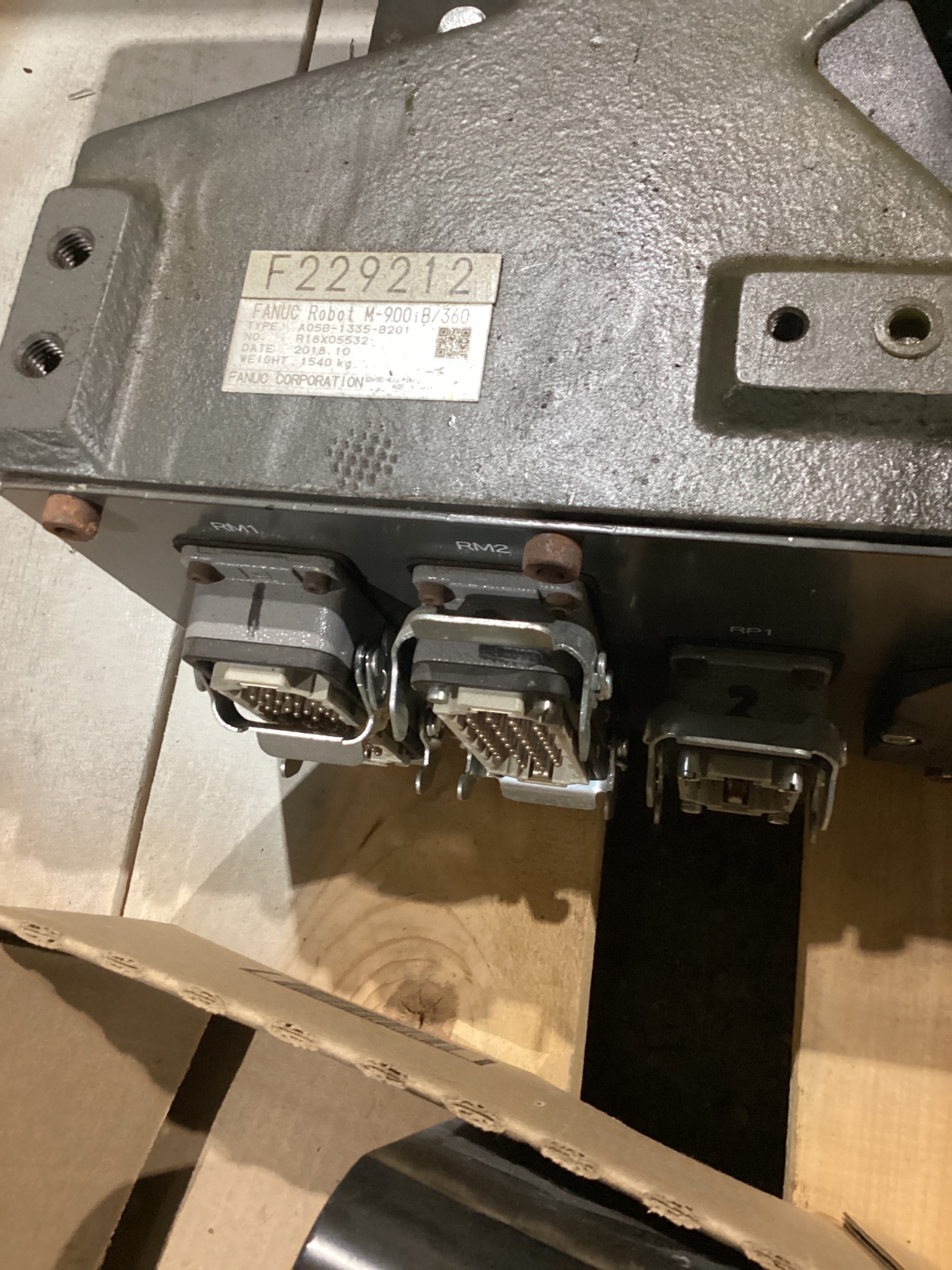 FANUC M-900iB/360 Complete w/ R-30iB Controls USED 4