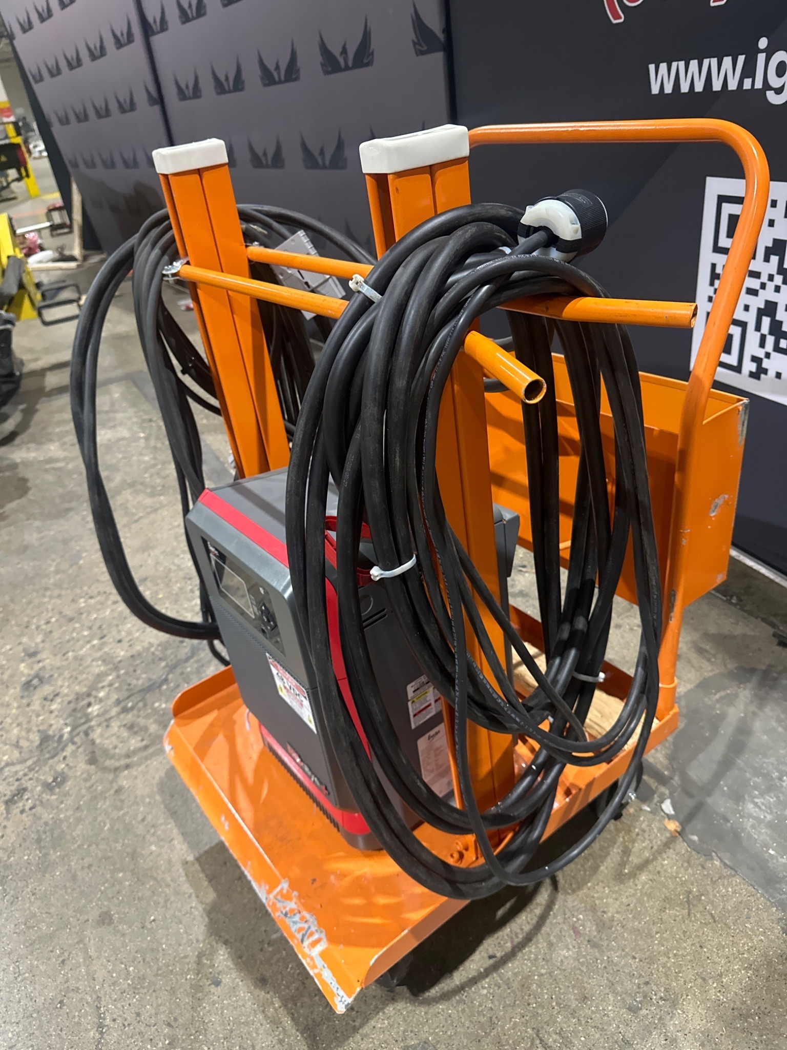 EnerSys NIP3-HL-4Y NexSys+ Battery Charger USED 2