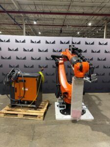 KUKA KR 210 R3100‑2/FLR QUANTEC‑2 Robot w/ KR C4 NA Controller NEW
