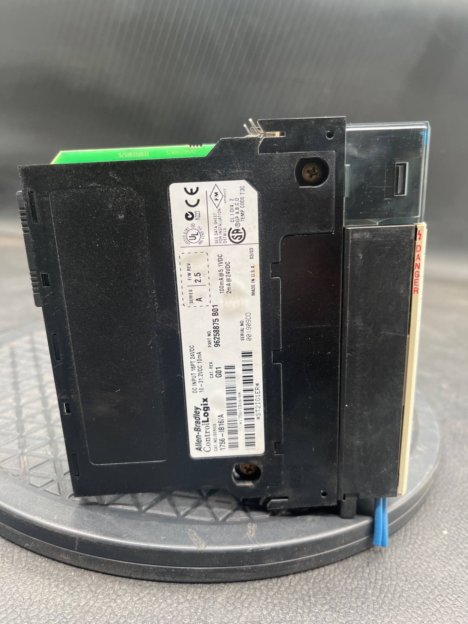 ALLEN‑BRADLEY 1756‑IB16/A ControlLogix DC Input Module USED 1