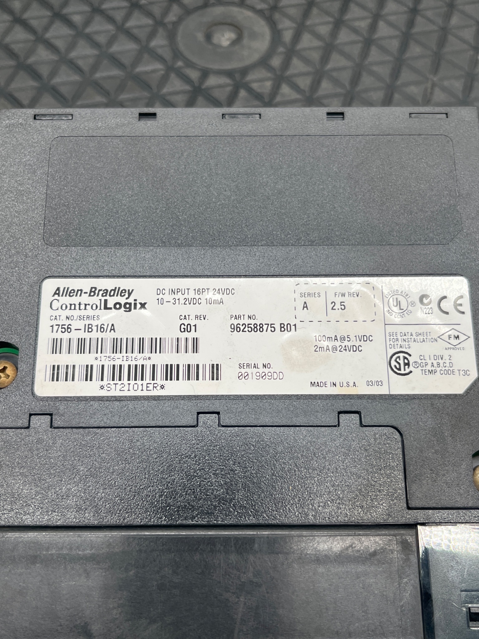 ALLEN‑BRADLEY 1756‑IB16/A ControlLogix DC Input Module USED 4