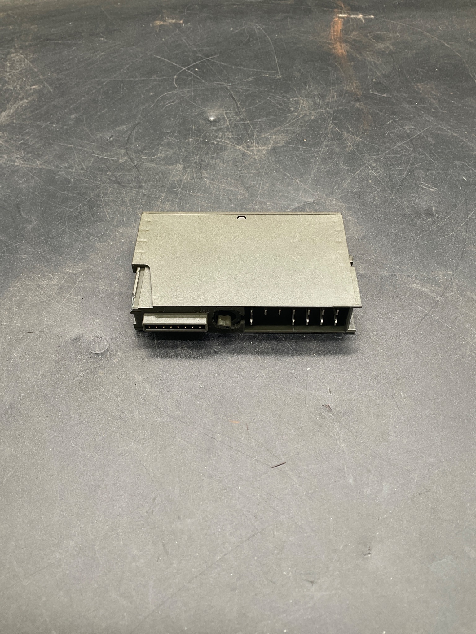 SIEMENS 6ES7 132‑4BD00‑0AA0 SIMATIC S7 Digital Output Module USED 2