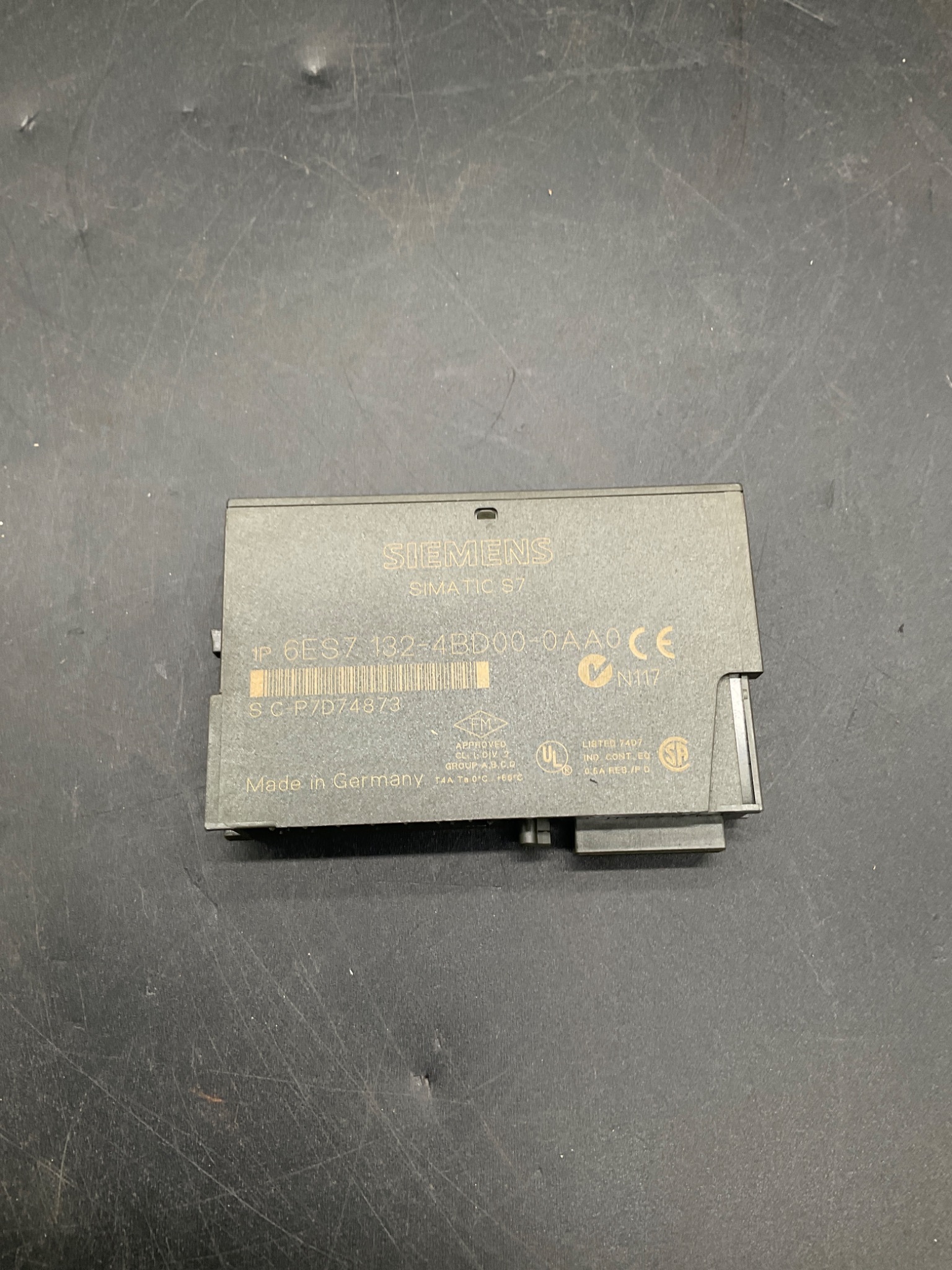 SIEMENS 6ES7 132‑4BD00‑0AA0 SIMATIC S7 Digital Output Module USED 4