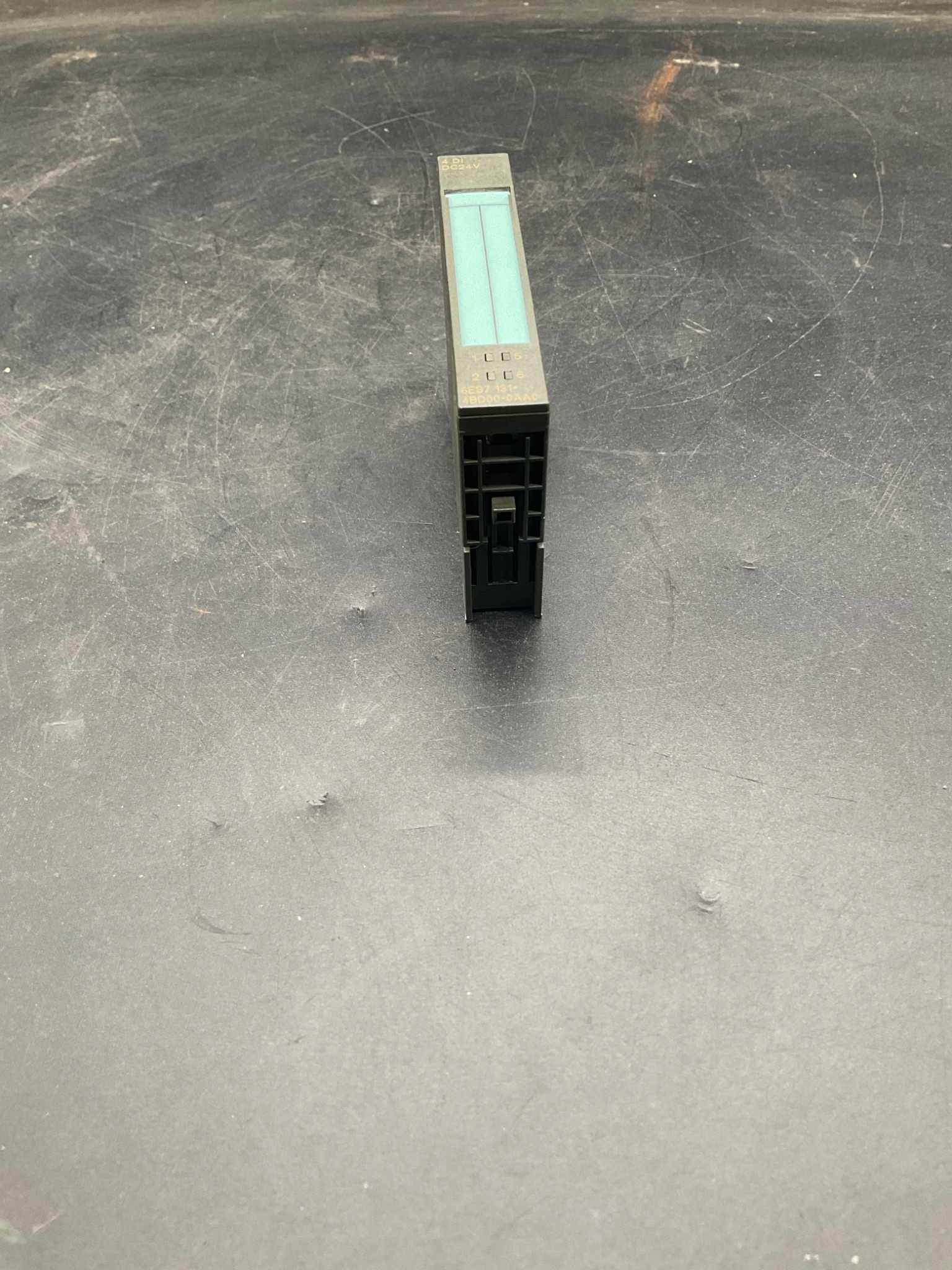 SIEMENS 6ES7 131‑4BD00‑0AA0 SIMATIC S7 Digital Input Module USED 1
