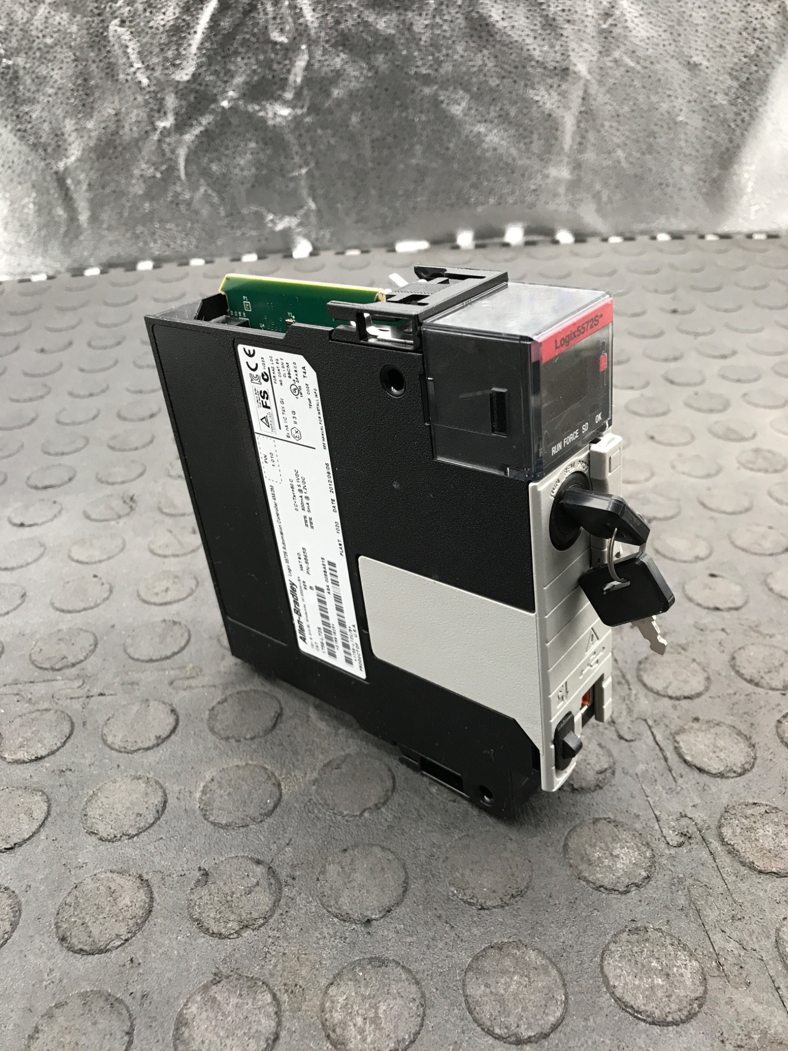 ALLEN‑BRADLEY 1756‑L72S/B ControlLogix Safety Controller USED 1