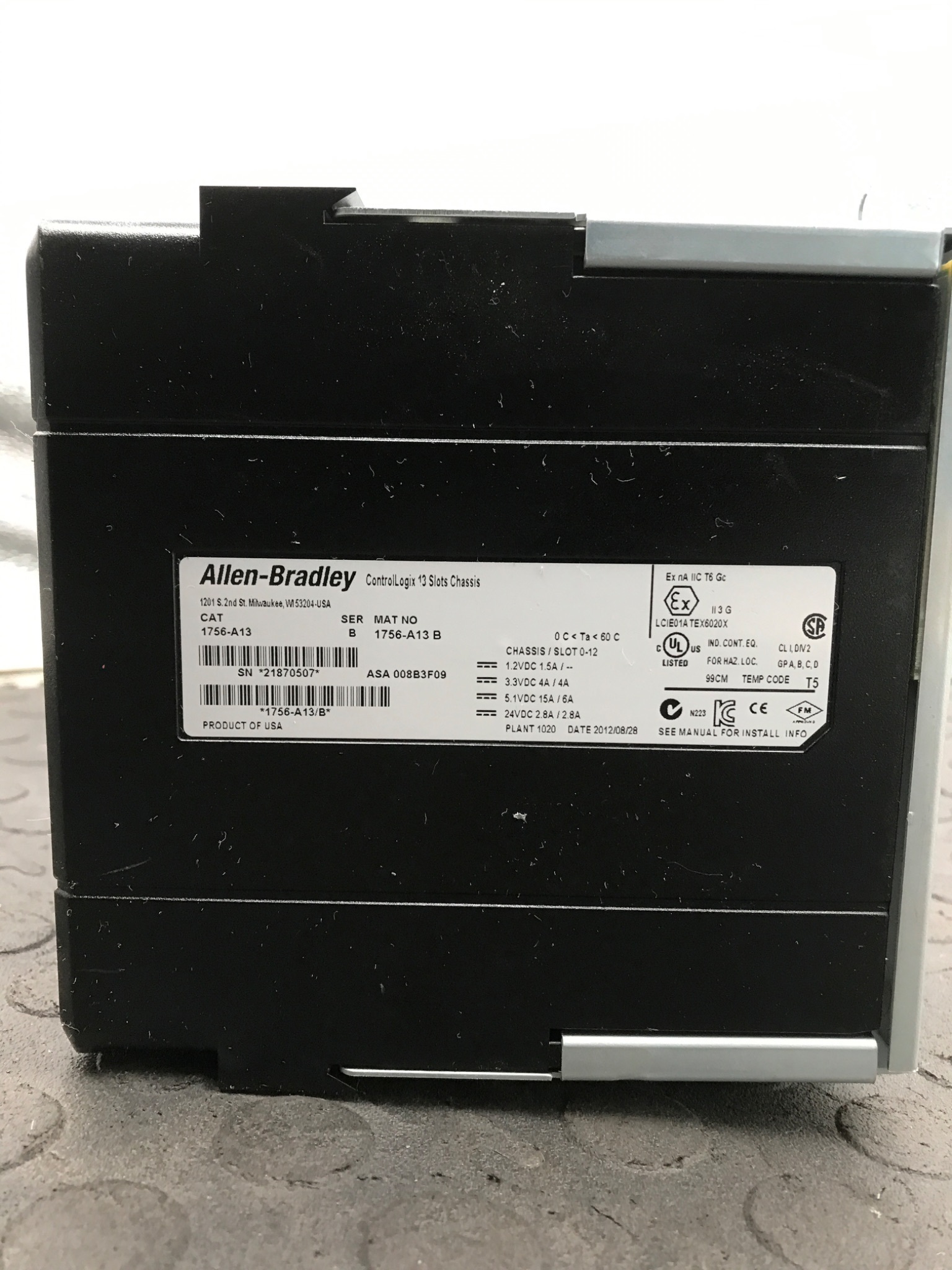 ALLEN‑BRADLEY 1756‑A13 ControlLogix 13‑Slot Chassis USED 1