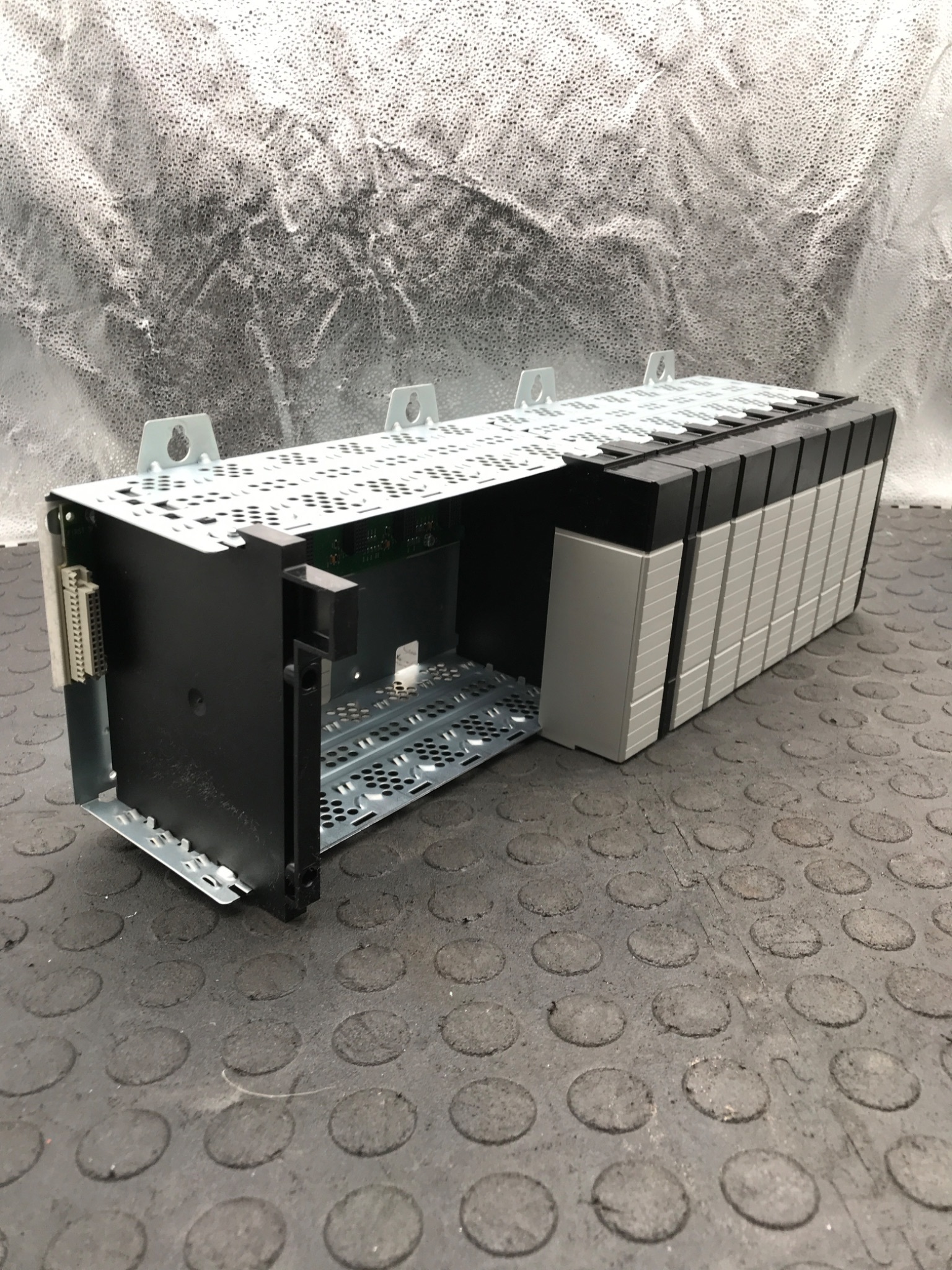 ALLEN‑BRADLEY 1756‑A13 ControlLogix 13‑Slot Chassis USED 2