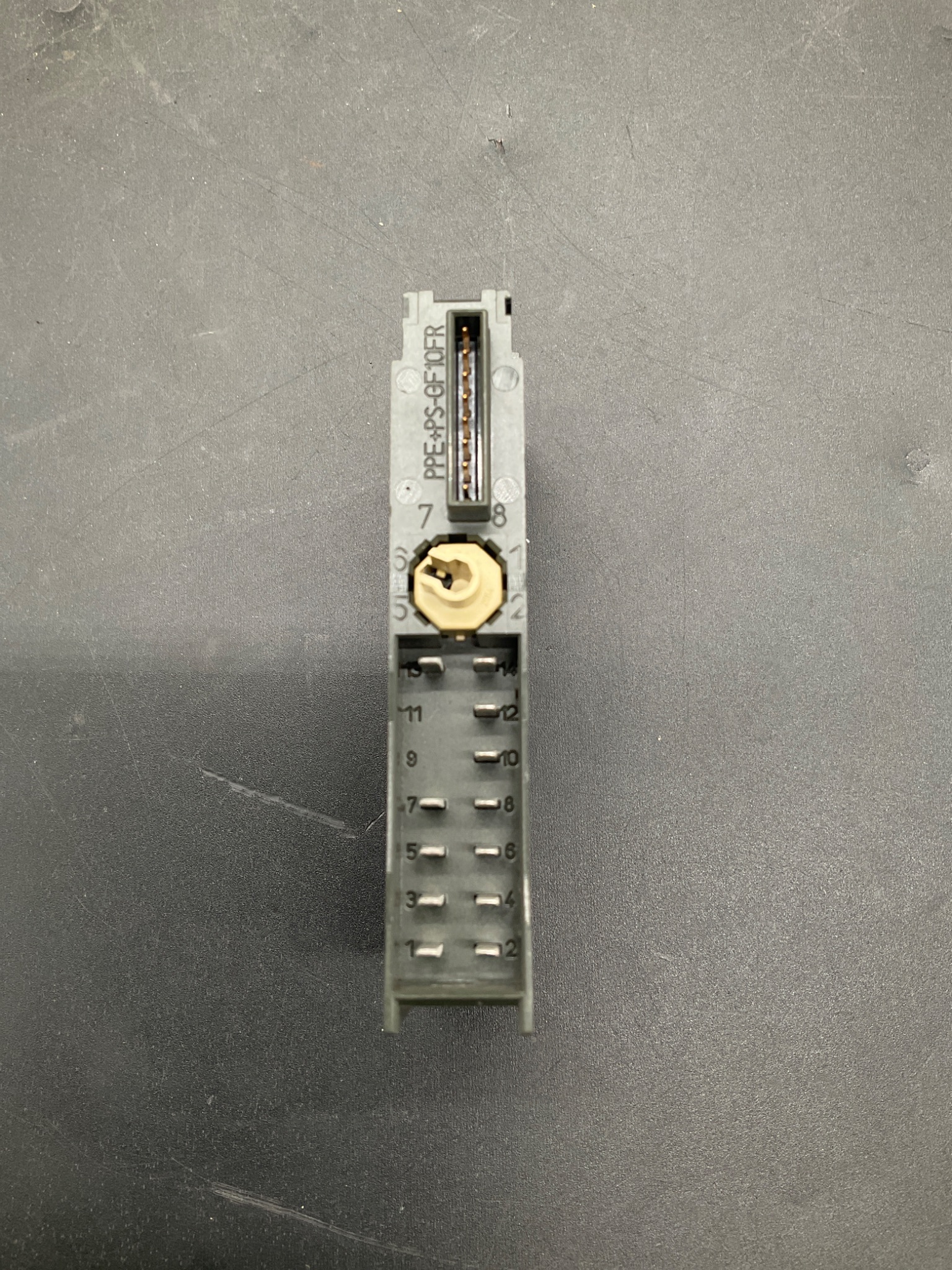 SIEMENS 6ES7 132‑4HB00‑0AB0 SIMATIC S7 Digital Output Module USED 0