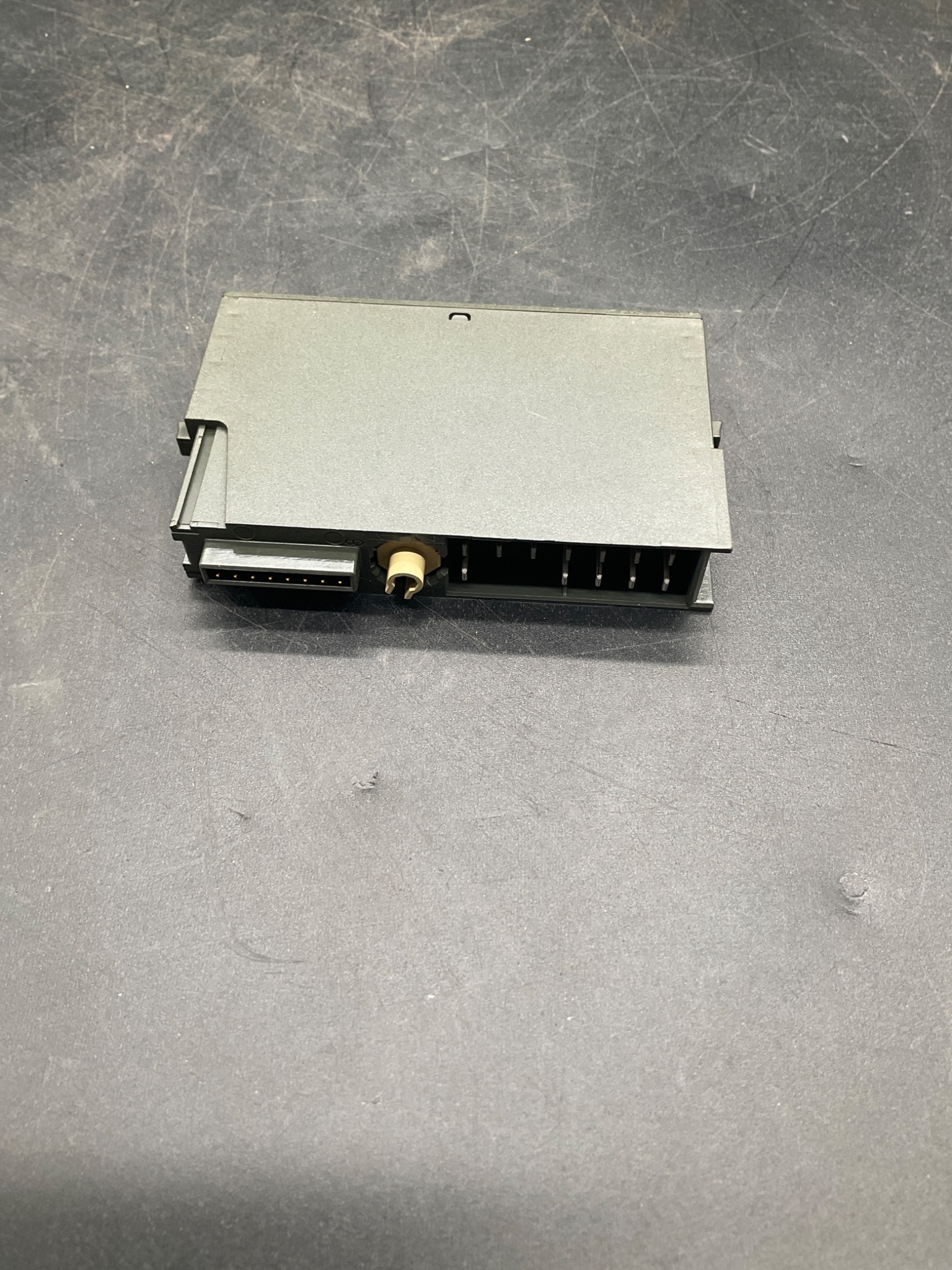 SIEMENS 6ES7 132‑4HB00‑0AB0 SIMATIC S7 Digital Output Module USED 2