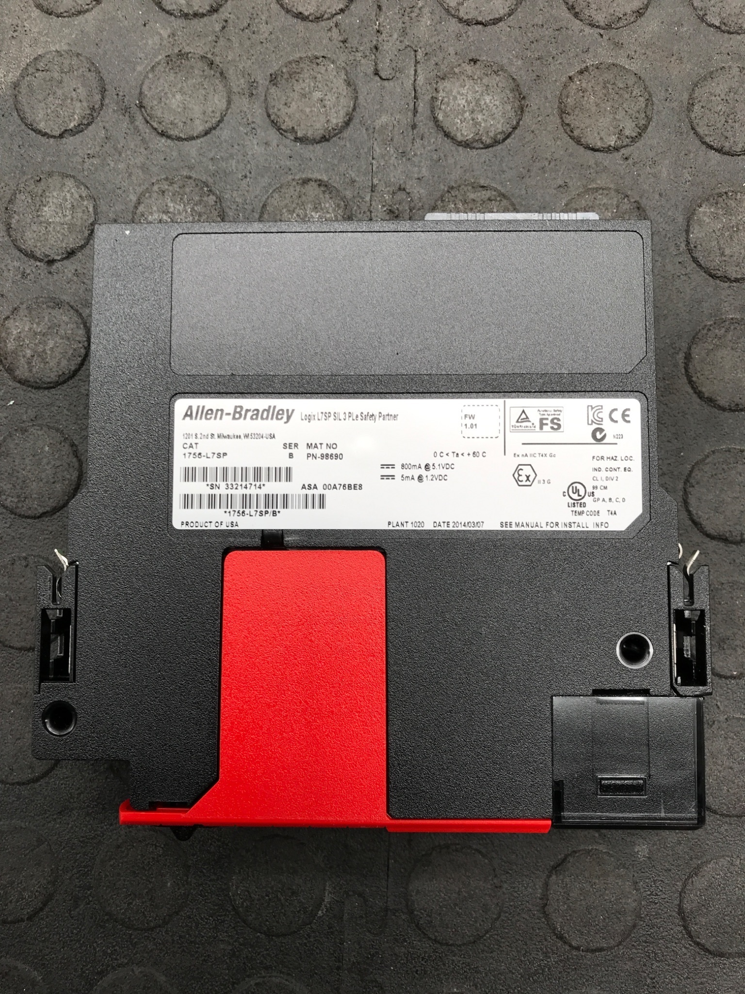 ALLEN‑BRADLEY 1756‑L7SP Logix 557x Safety Partner Module USED 3