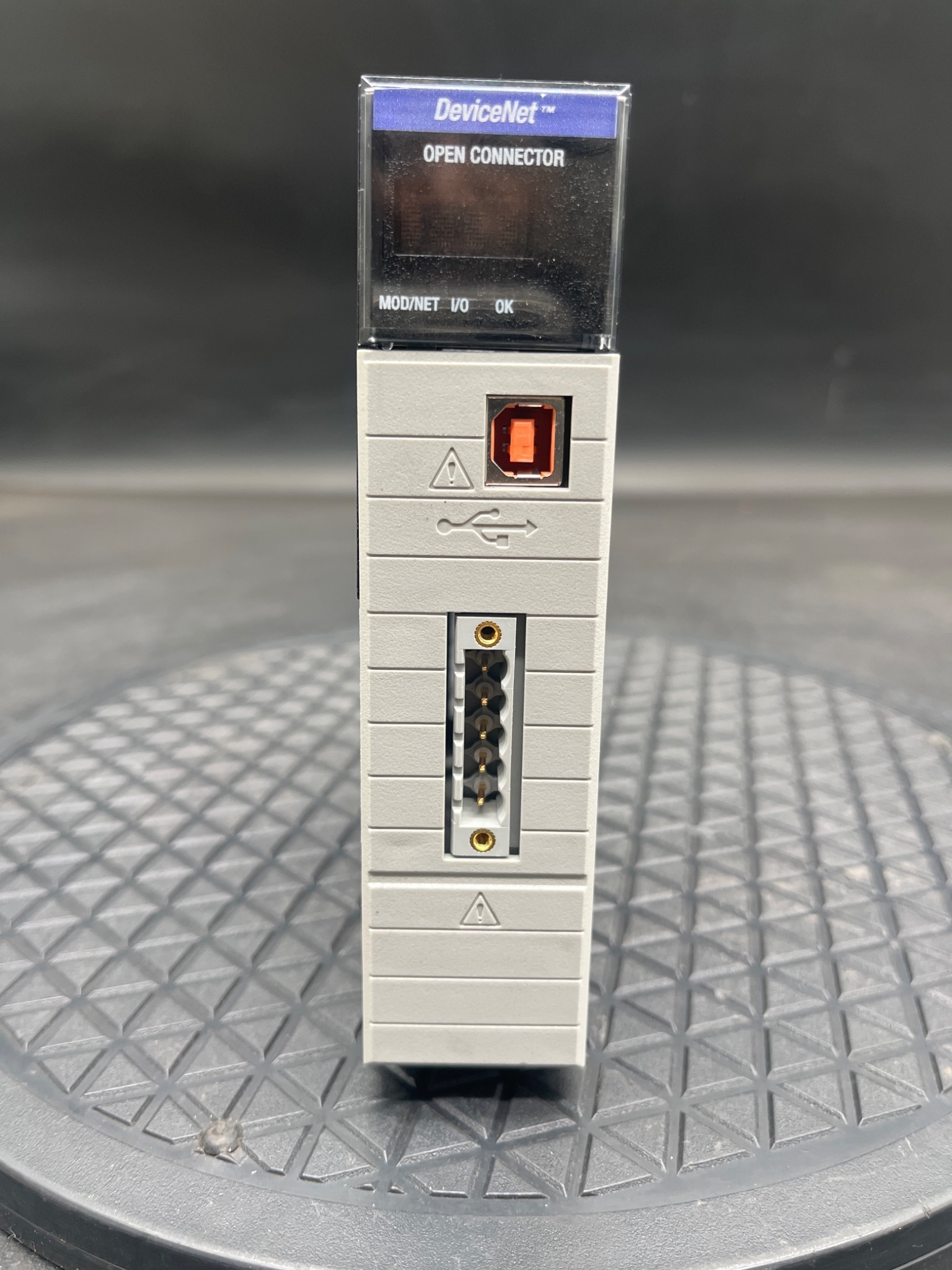 ALLEN‑BRADLEY 1756‑DNB/E ControlLogix DeviceNet Communication Module USED 0