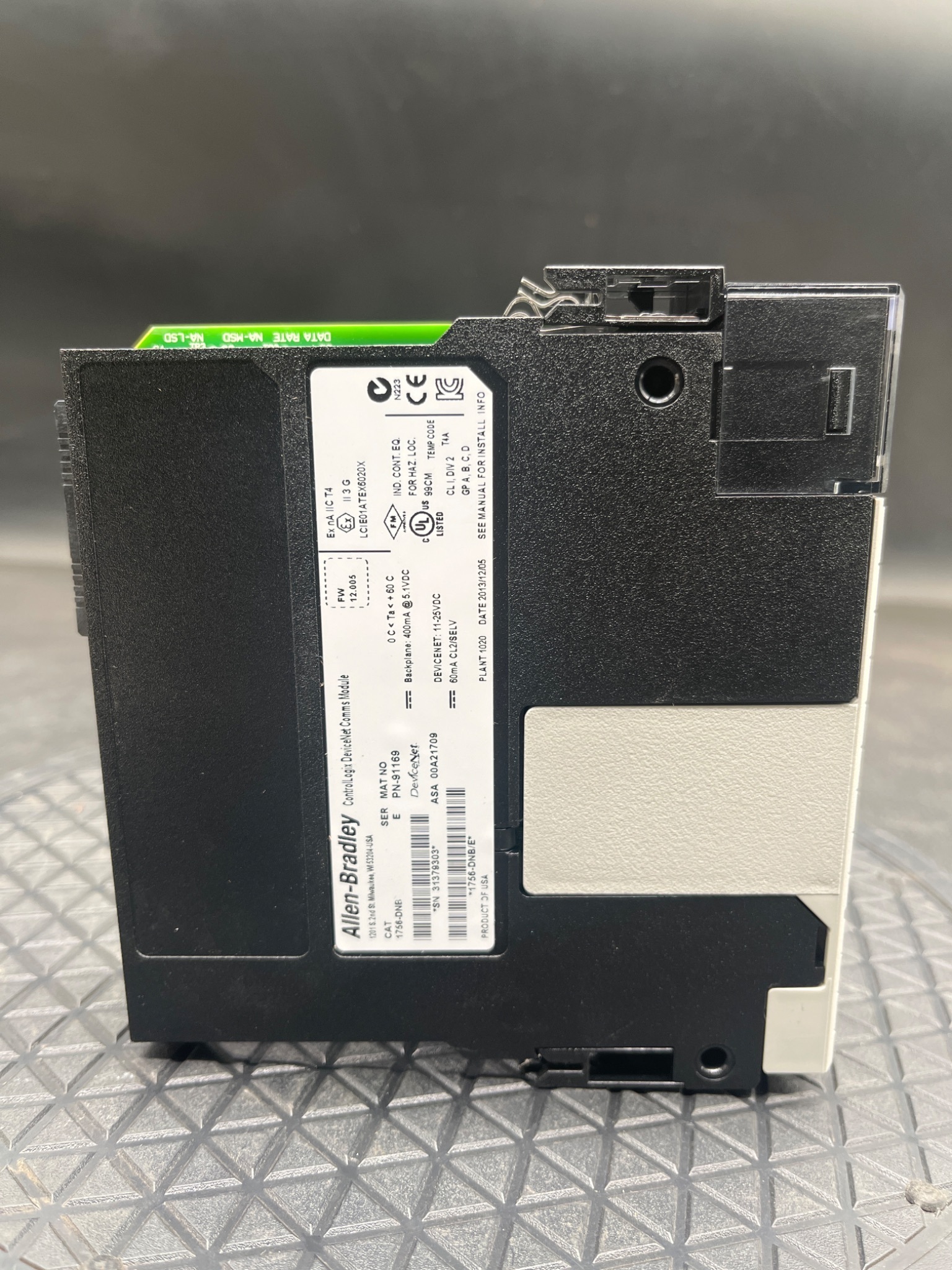 ALLEN‑BRADLEY 1756‑DNB/E ControlLogix DeviceNet Communication Module USED 1