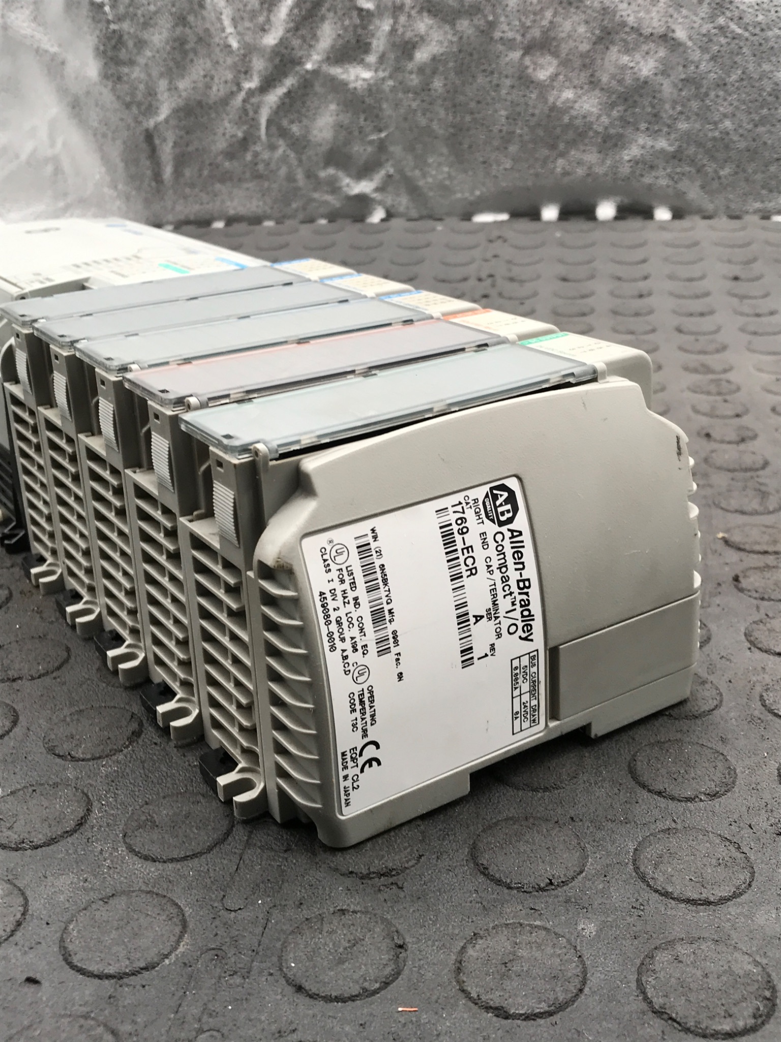 ALLEN‑BRADLEY 6556‑ML15BDC/A CompactLogix I/O Assembly USED 4