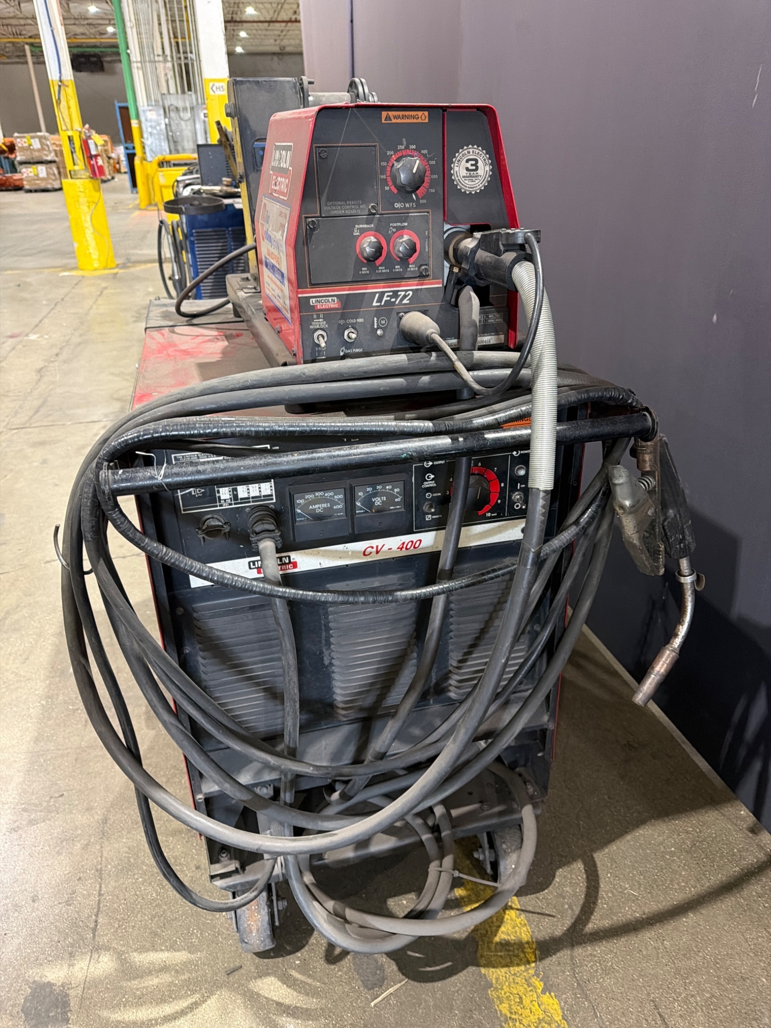 LINCOLN ELECTRIC CV‑400 Constant Voltage Welding Power Source USED 1