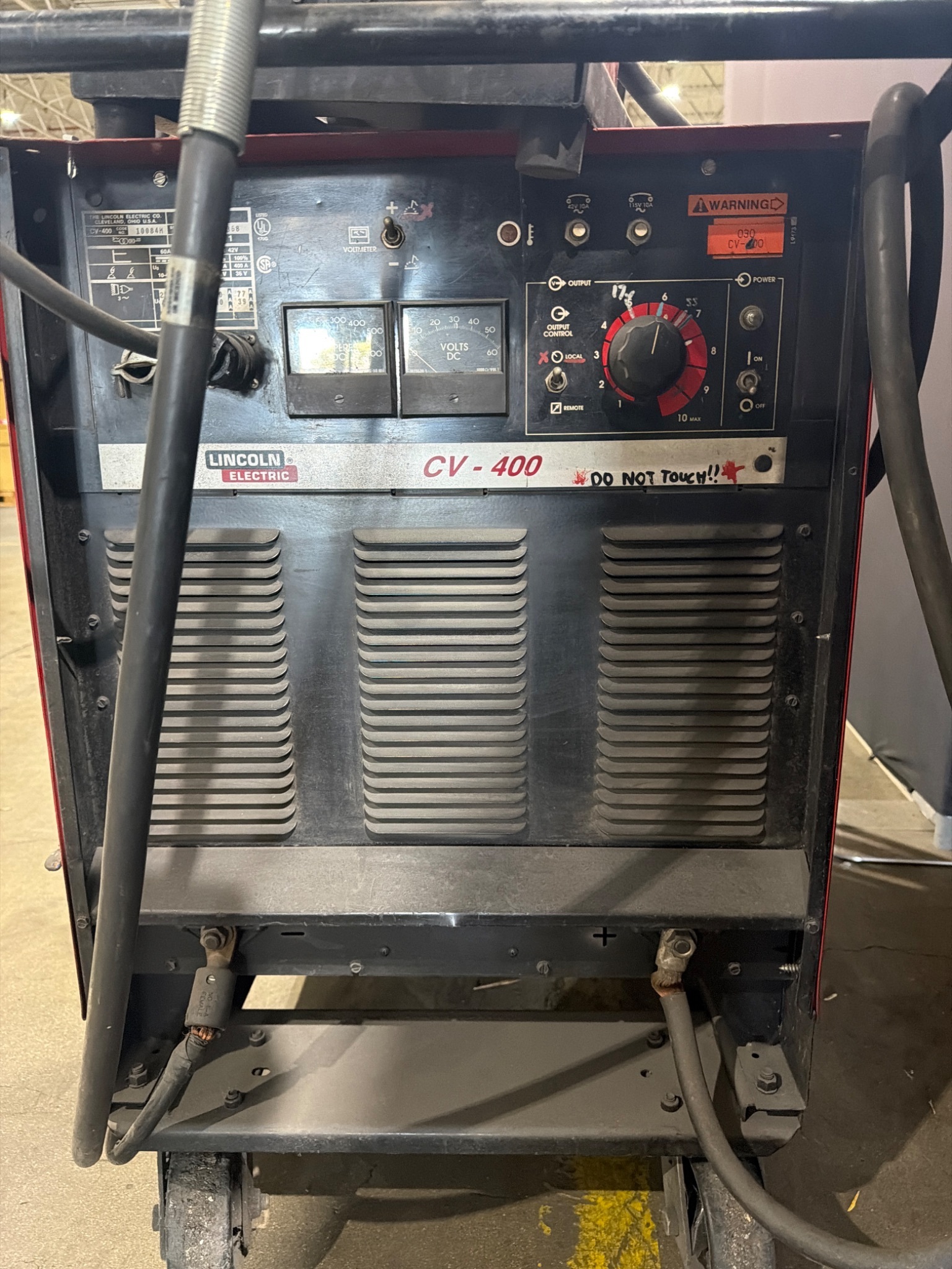 LINCOLN ELECTRIC CV‑400 Constant Voltage Welding Power Source USED 4