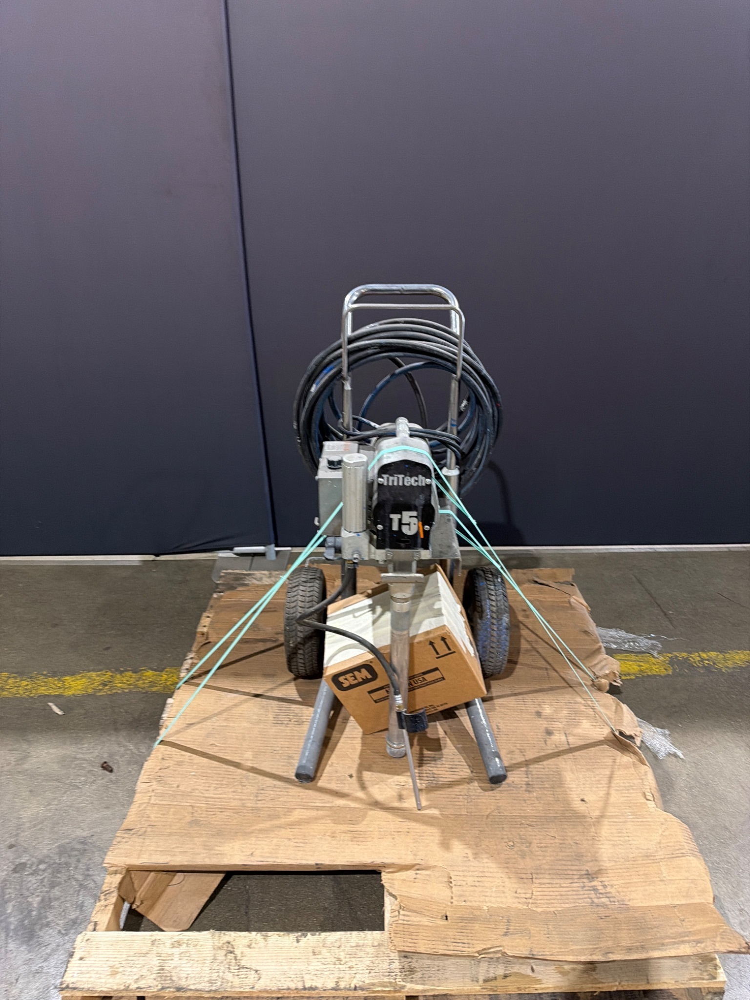 TRITECH T5 Airless Paint Sprayer USED 0