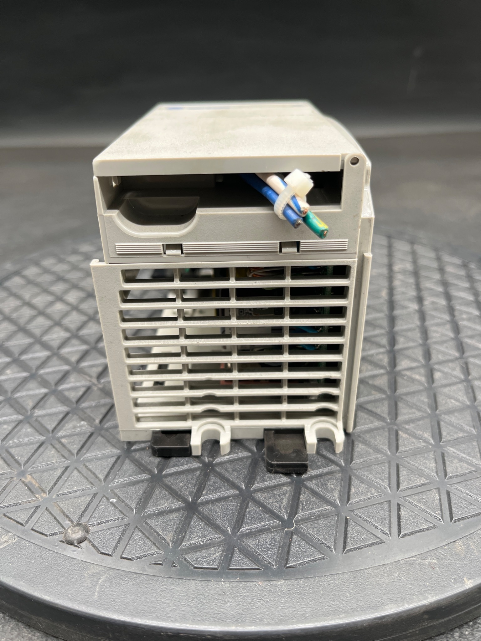 ALLEN‑BRADLEY 1769‑PB2/A Compact I/O Power Supply USED 2