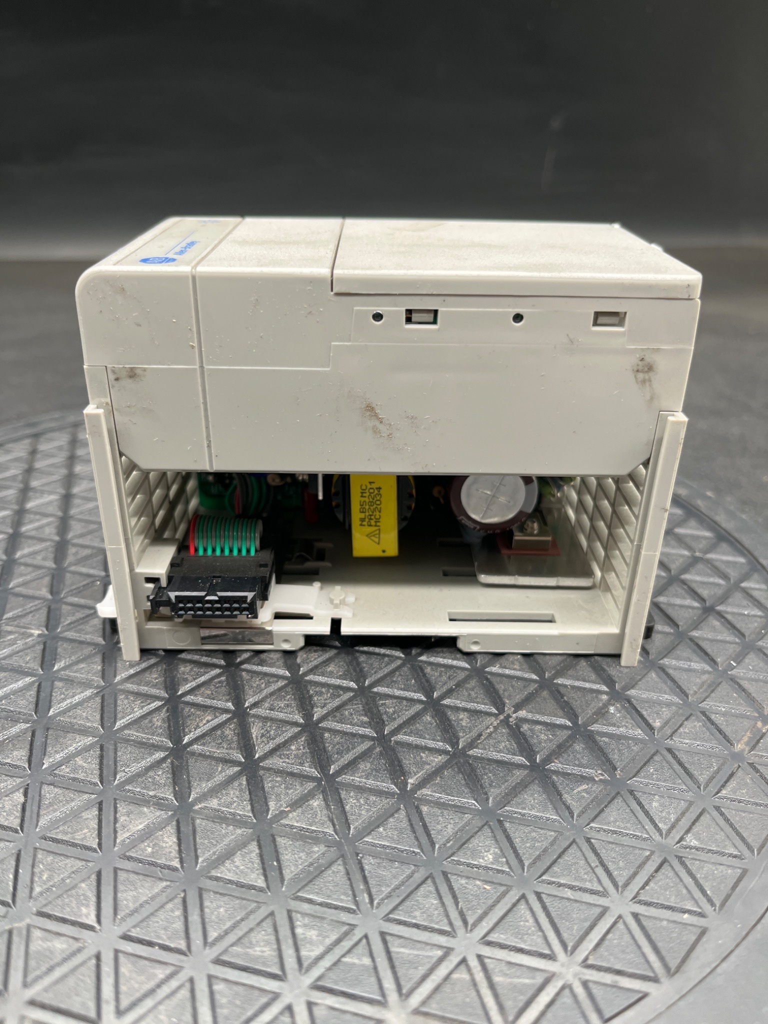 ALLEN‑BRADLEY 1769‑PB2/A Compact I/O Power Supply USED 3