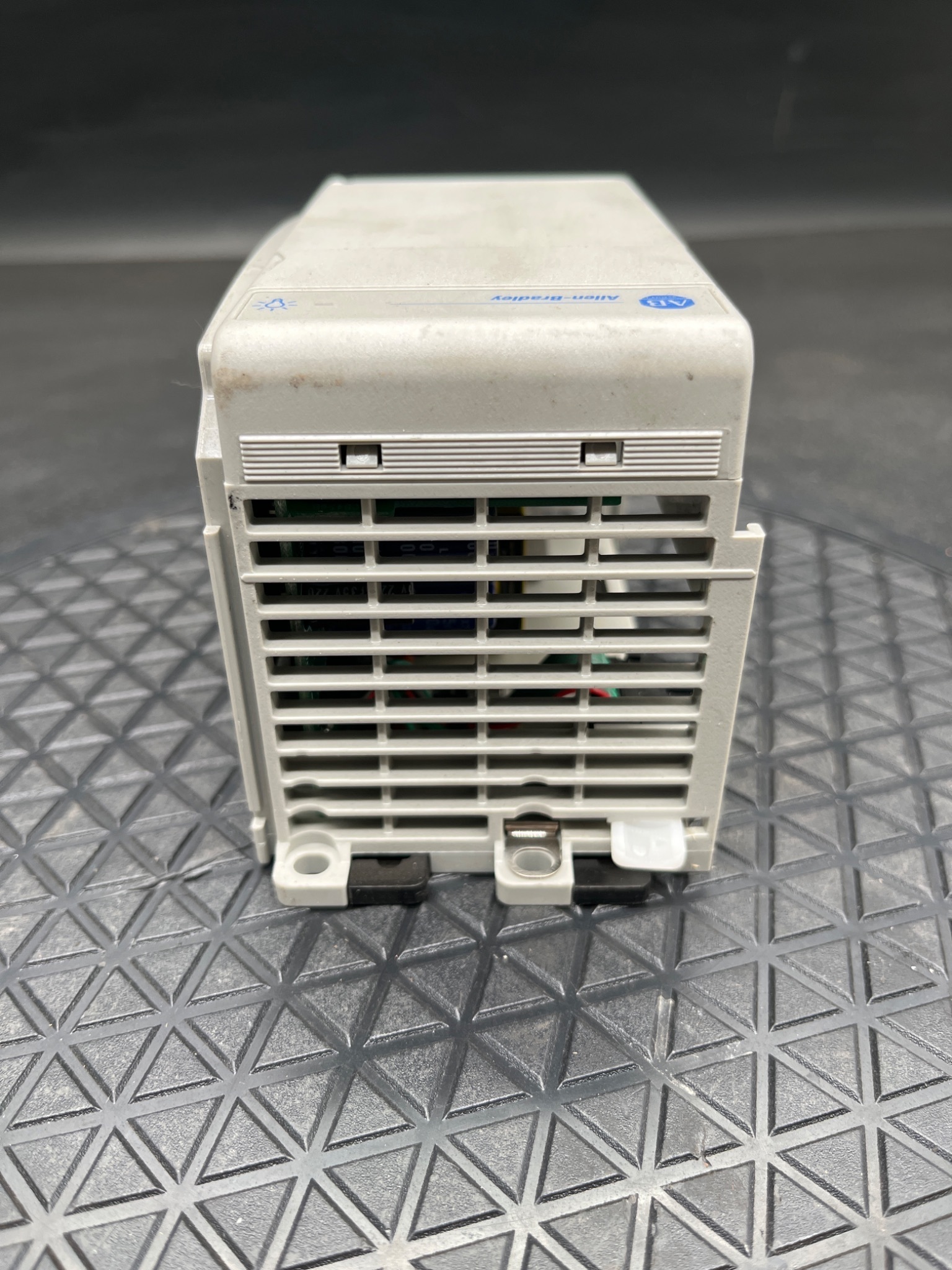 ALLEN‑BRADLEY 1769‑PB2/A Compact I/O Power Supply USED 4